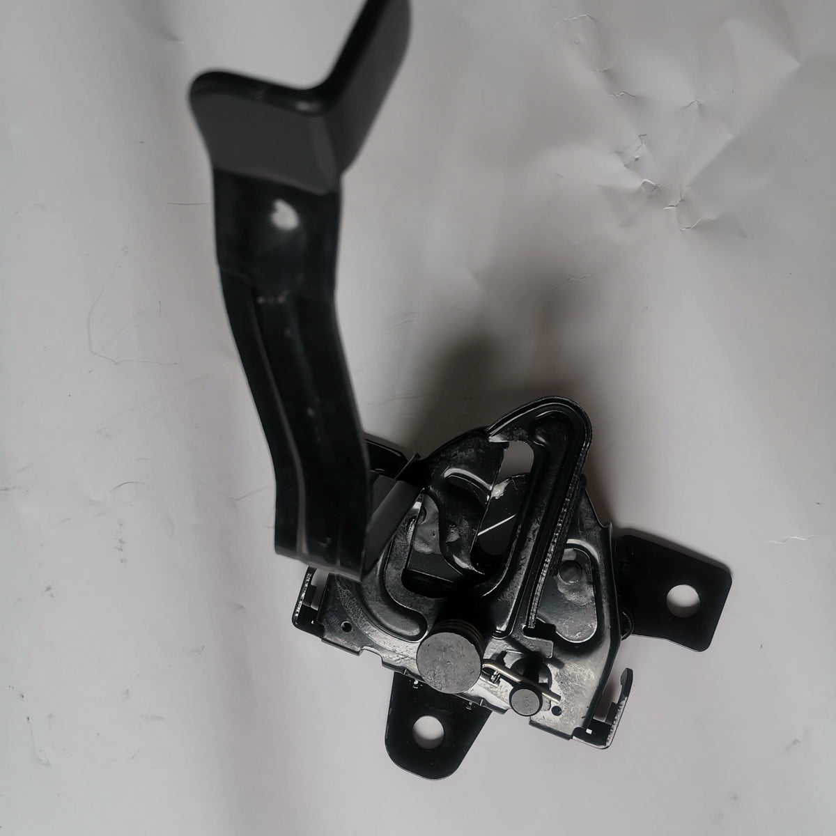 SAIC MAXUS T60 Engine Cover Hood Lock C00049216