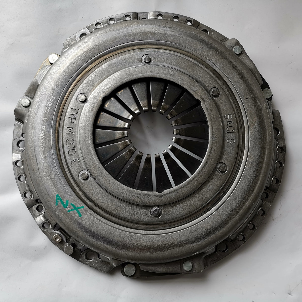 SAIC MAXUS V80 Original Clutch Cover C00001302