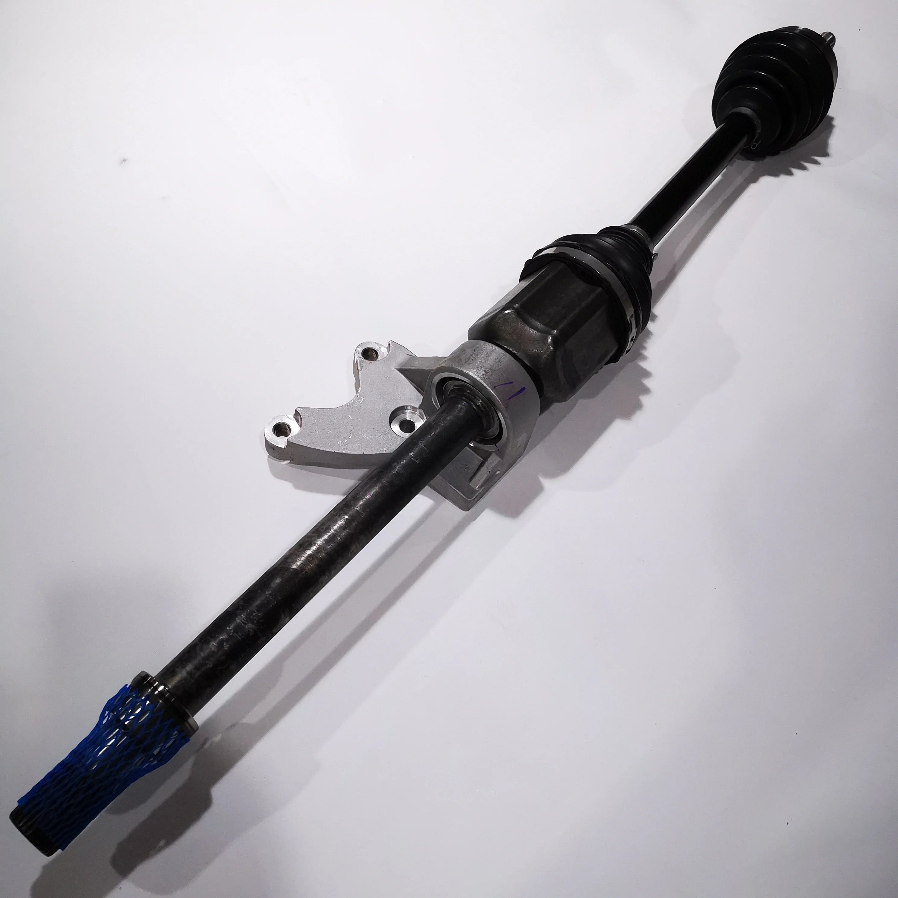 SAIC MAXUS V90 Front Drive Half Shaft RH C00104522 C00032961