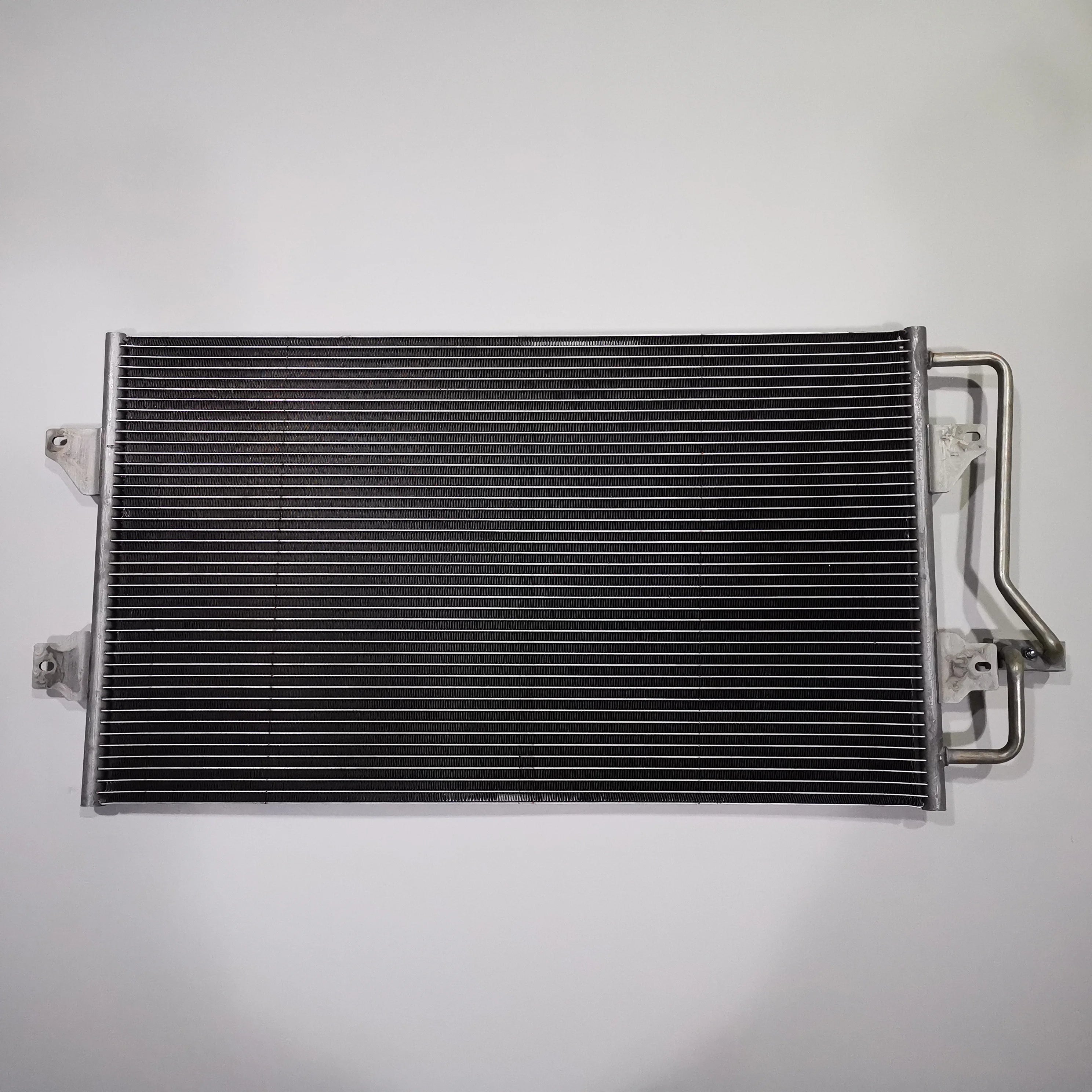 SAIC MAXUS V80 Original Condenser Assembly C00000076