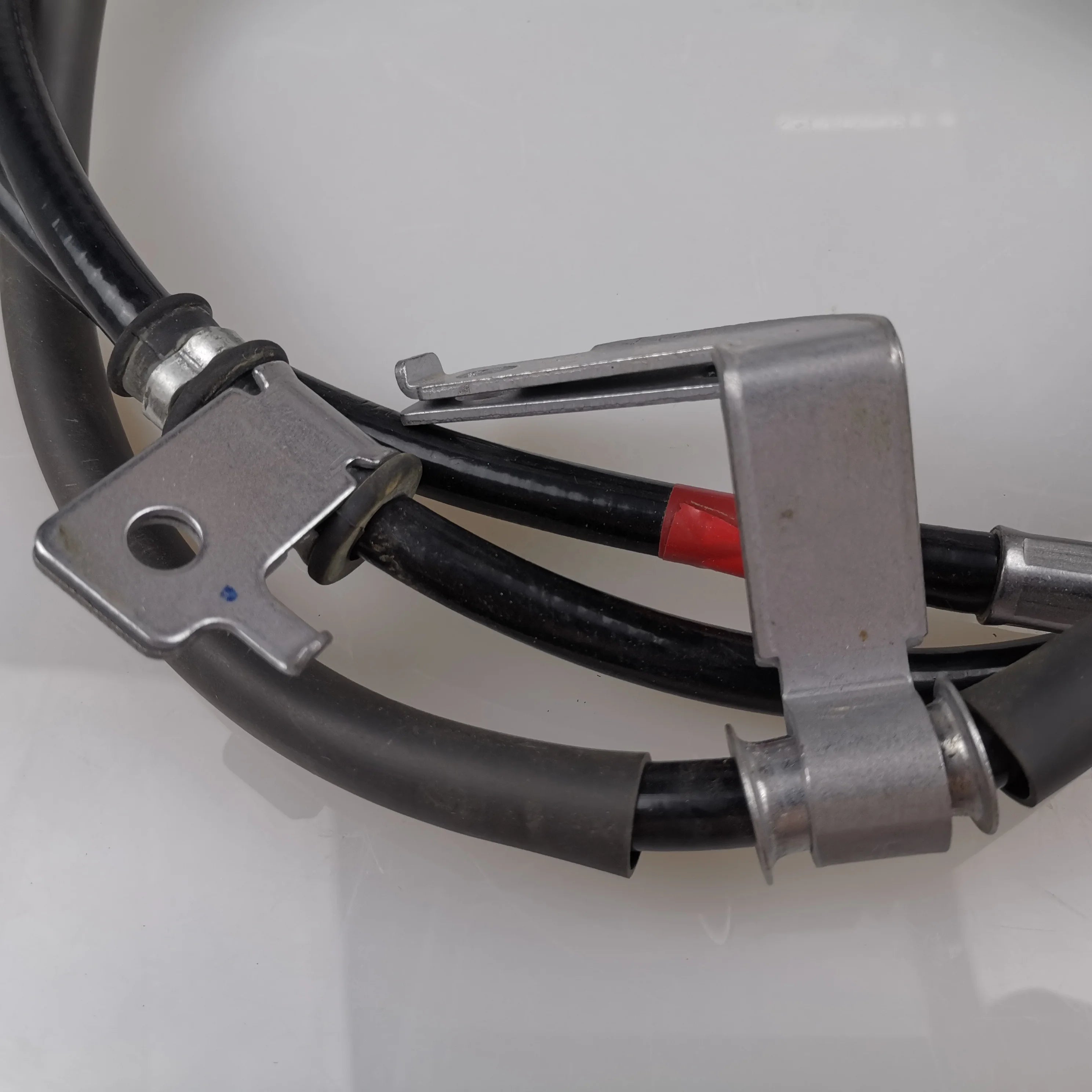 SAIC MAXUS T60 Parking Brake Cable C00069414 C00069415