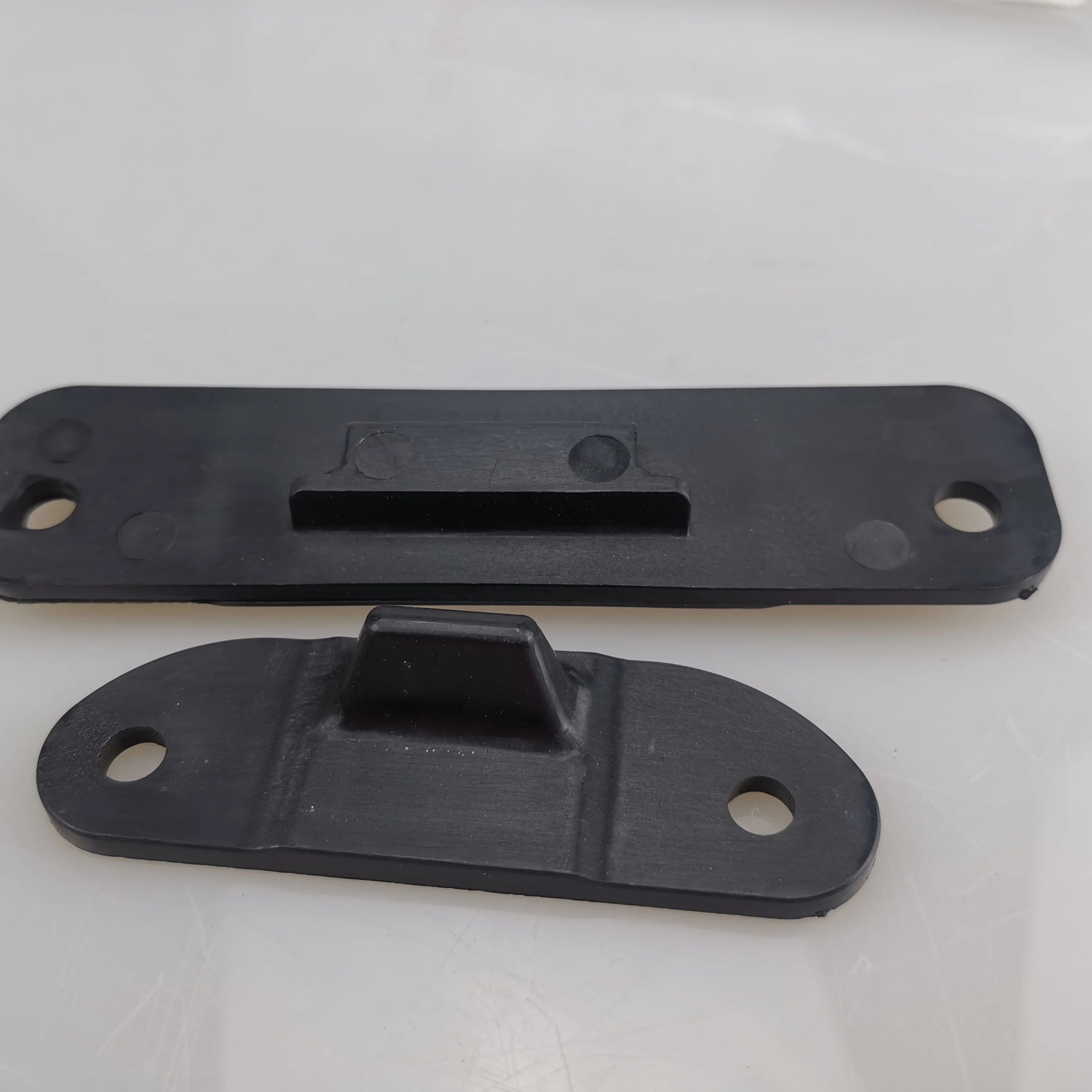 SAIC MAXUS V80 Side Sliding Door Stopper Body Parts C00026294