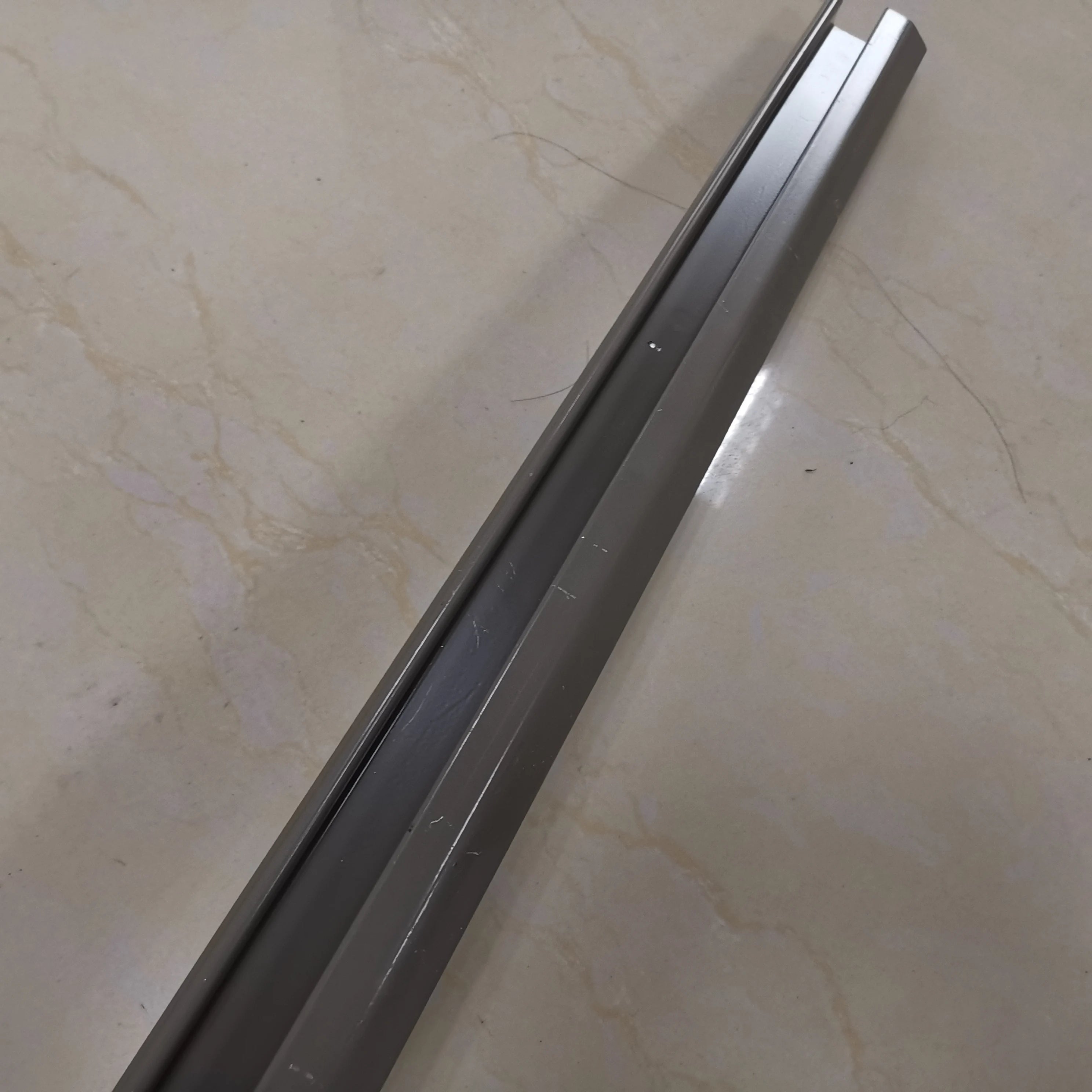 SAIC MAXUS V80 the Major Axis Sliding Door Middle Rail C00003555-4100