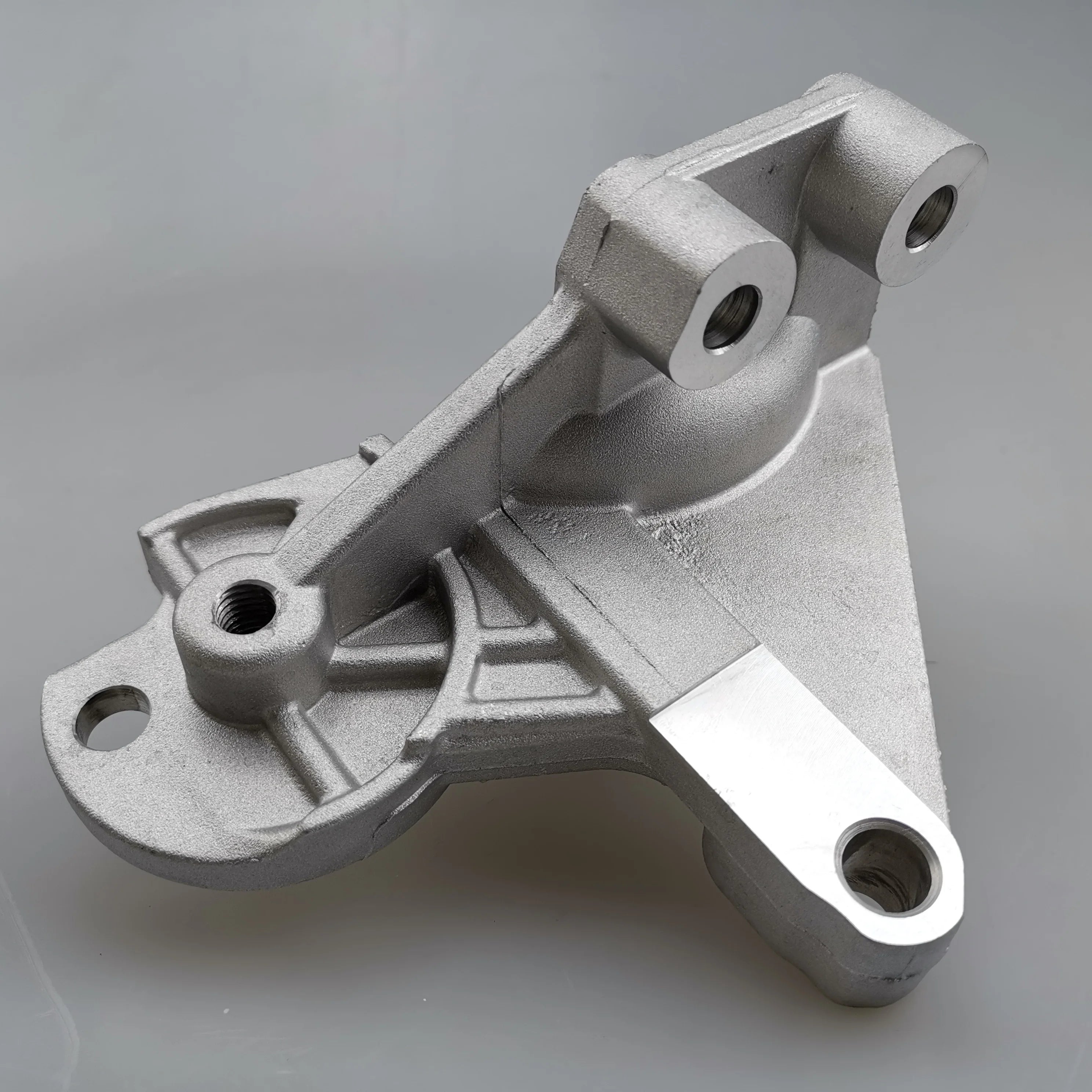 SAIC MAXUS T60 Original Power Steering Pump Bracket C00093509