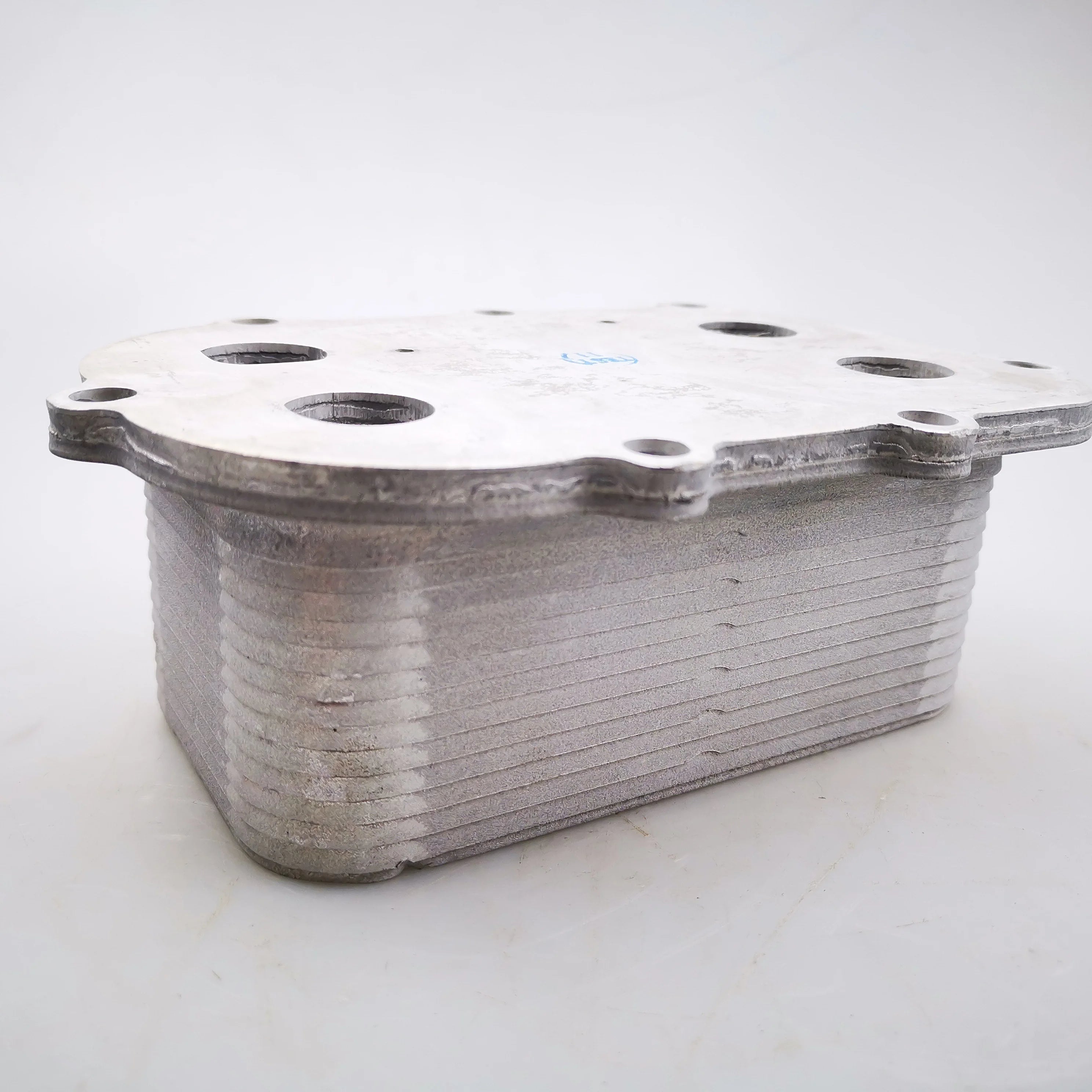 SAIC MAXUS G10 Original Oil Cooler 10092271