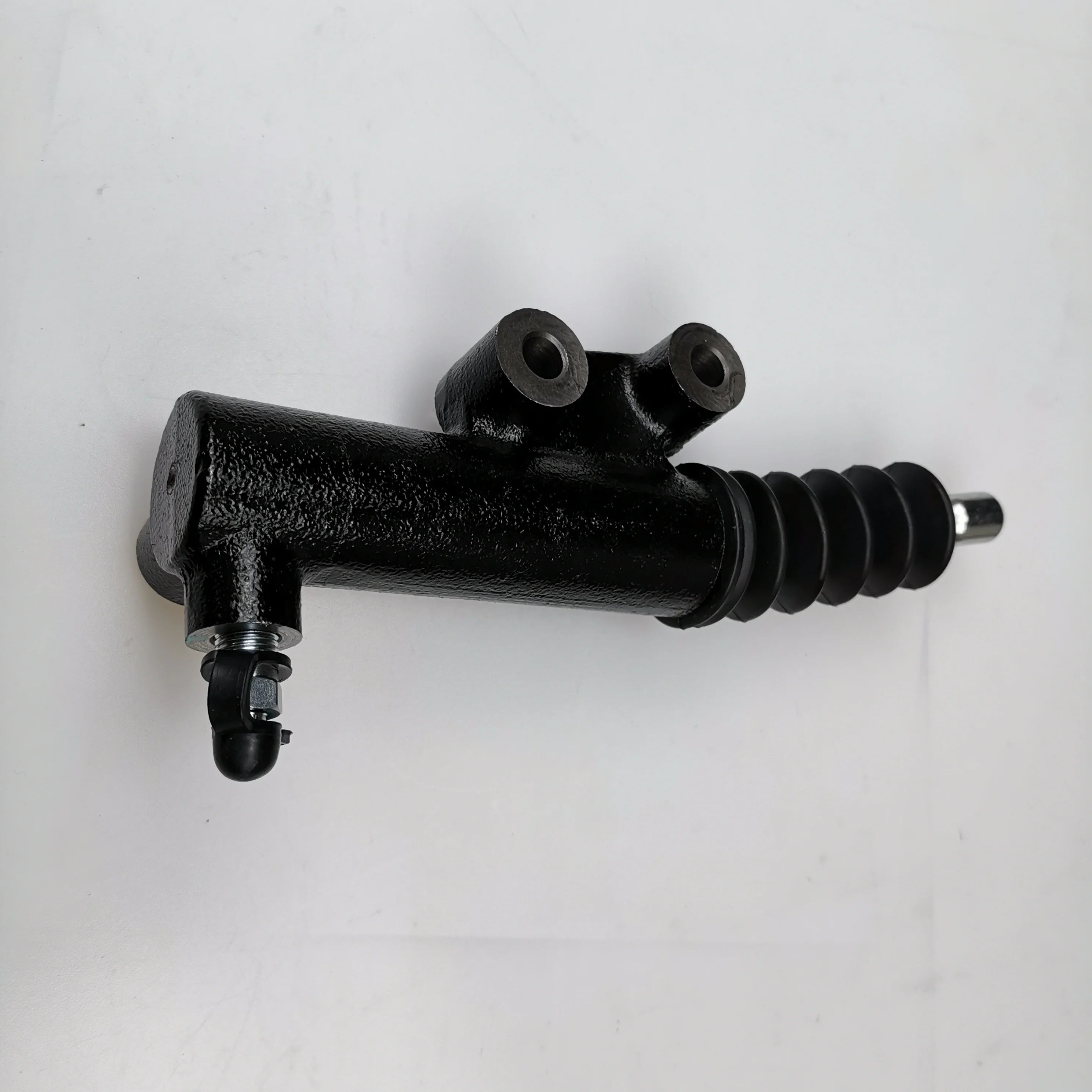 SAIC MAXUS V80 Clutch Slave Cylinder C00002561