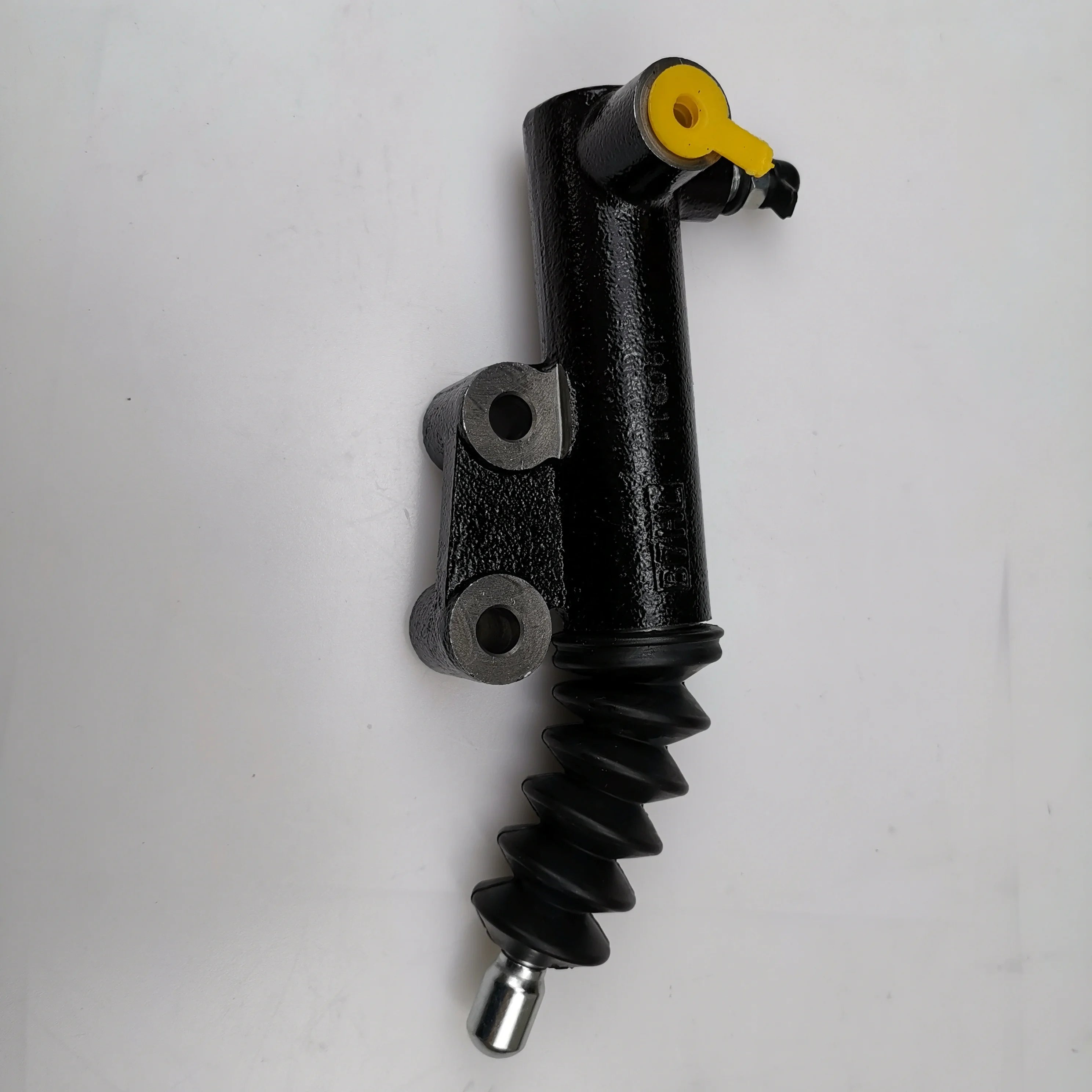 SAIC MAXUS V80 Clutch Slave Cylinder C00002561