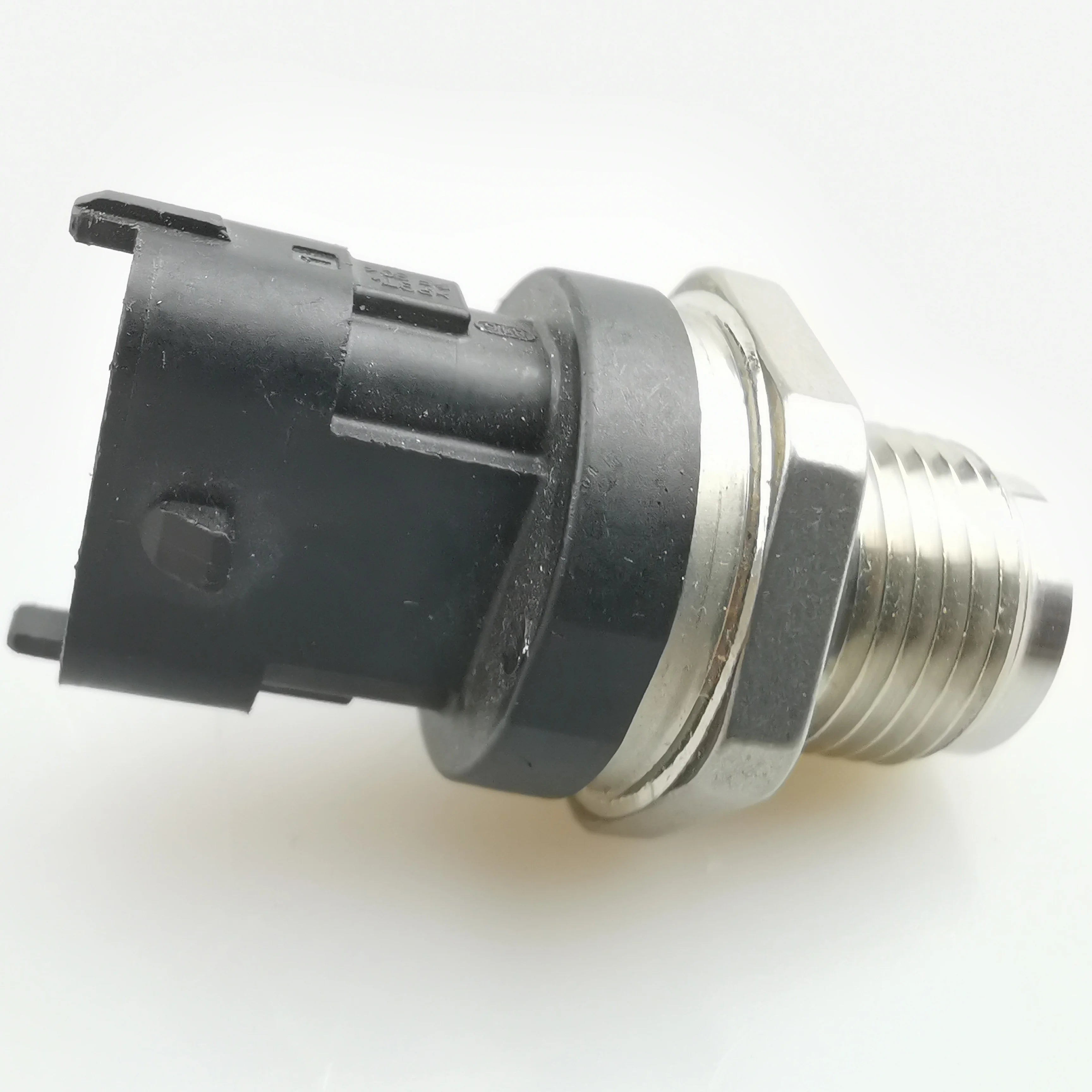 SAIC MAXUS V80 Original High Pressure Rail Solenoid Valve 0281002937