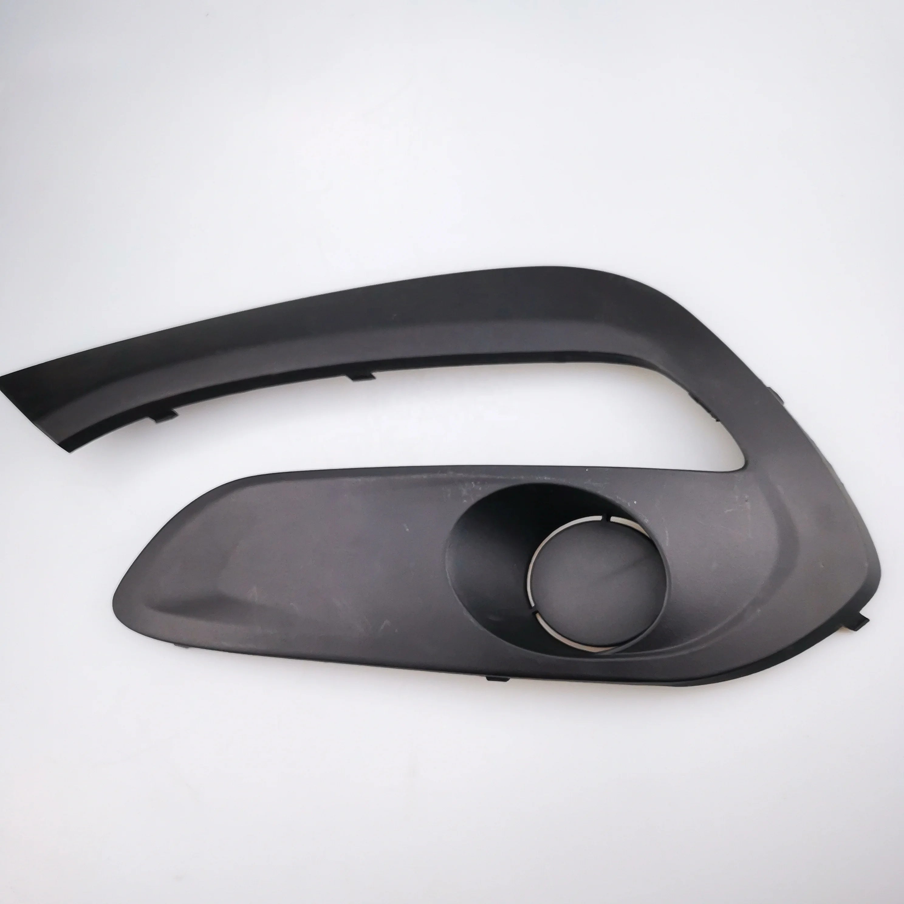 SAIC MAXUS G10 Front Fog Lamp Trim Panel C00018016 C00018026