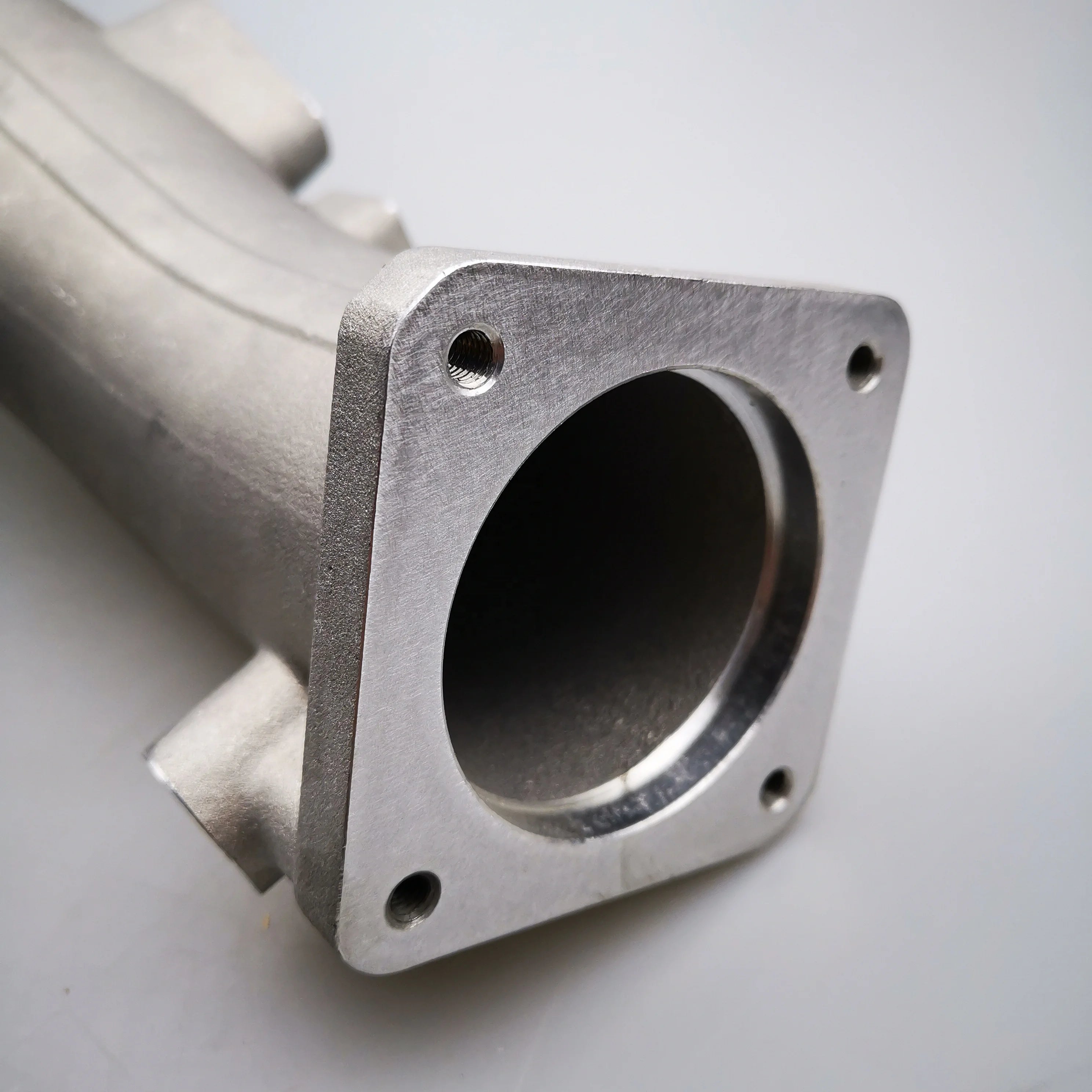 SAIC MAXUS V80 Original Engine Intake Elbow C00324020 C00046453