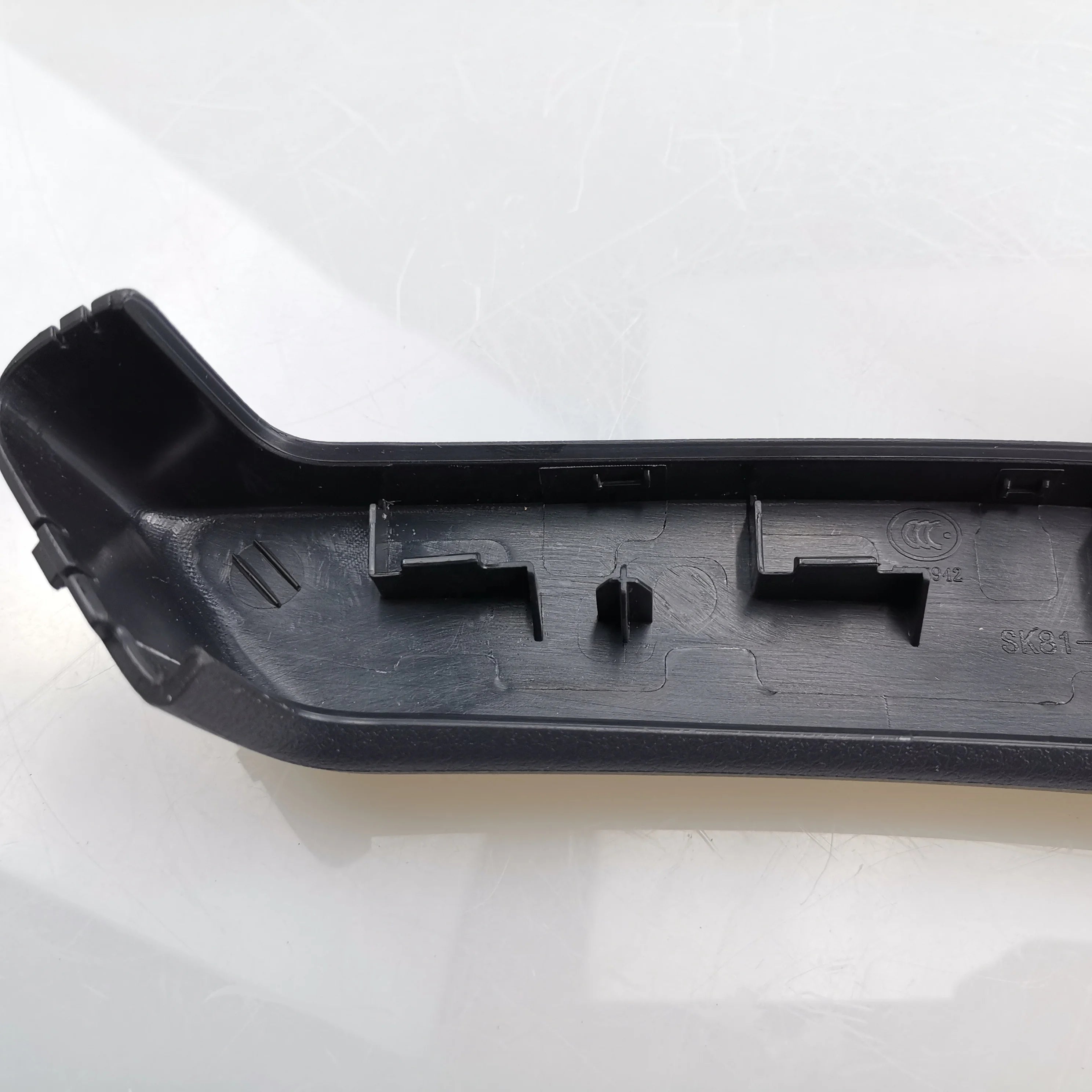 SAIC MAXUS T60 Front Door Grey Hand Cover C00053581-A051