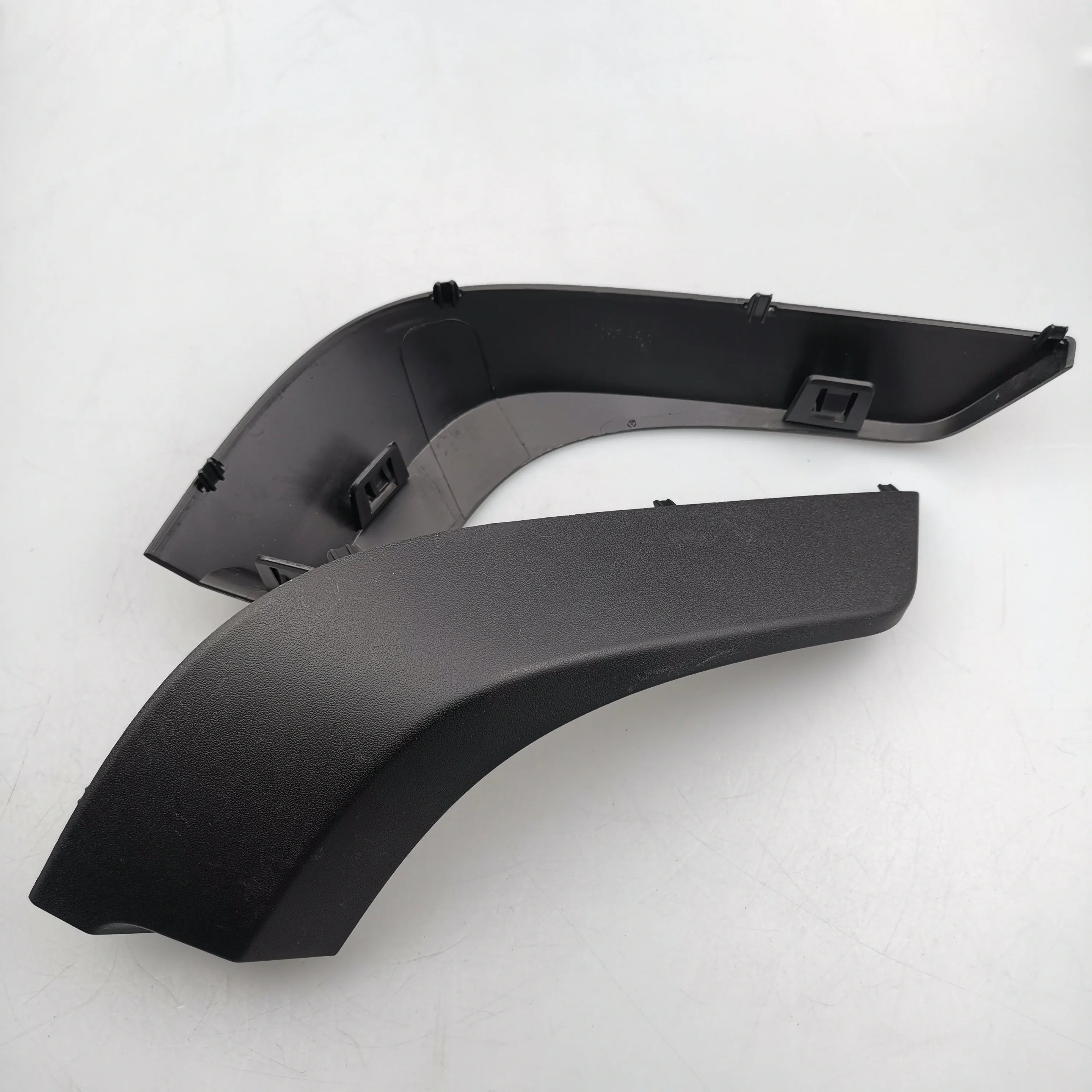 SAIC MAXUS T60 Rear Bumper Trim Panel C00062260 C00062261