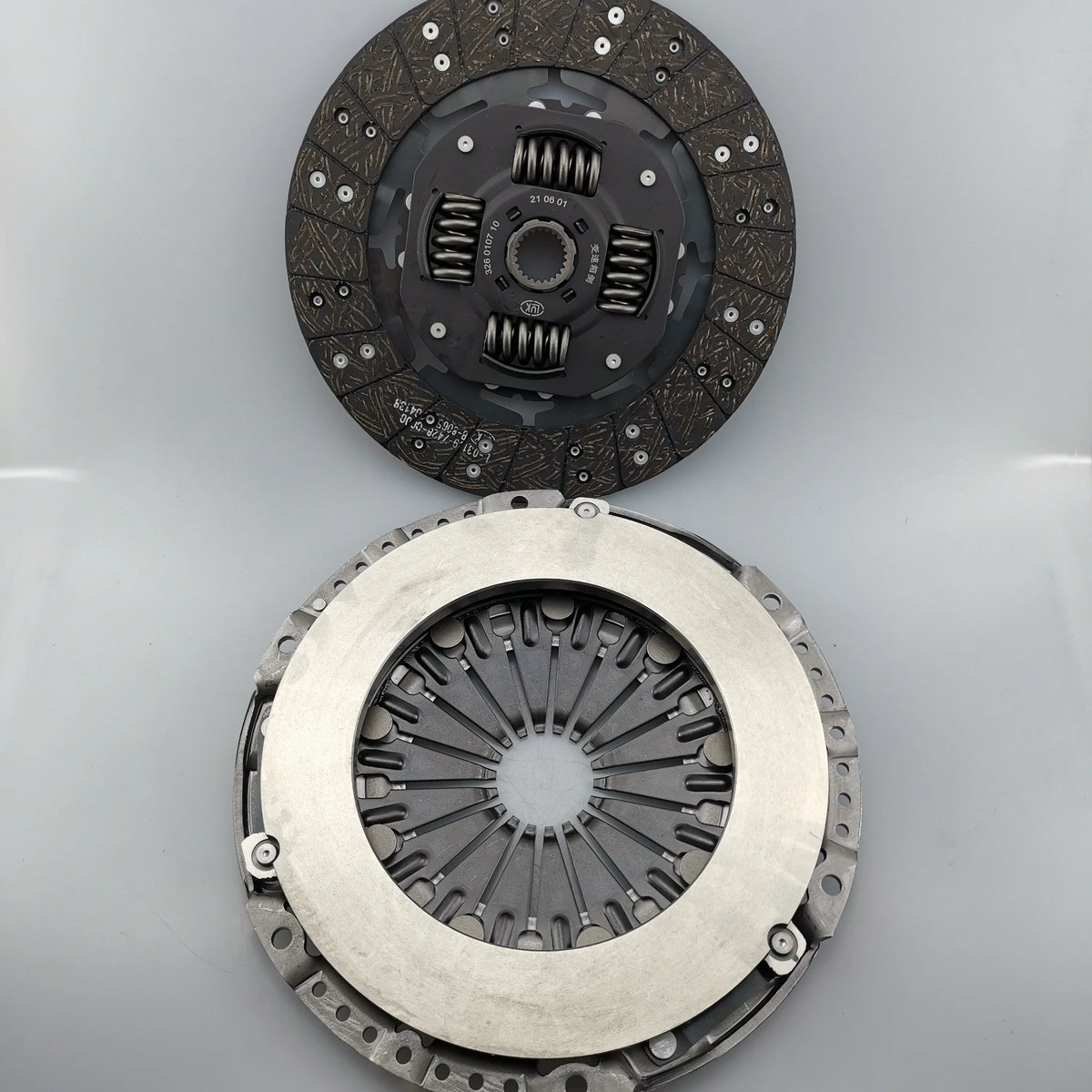 SAIC MAXUS V80 Original LUK Five Gear Clutch Kit 6263110090 C00066025 C00066026