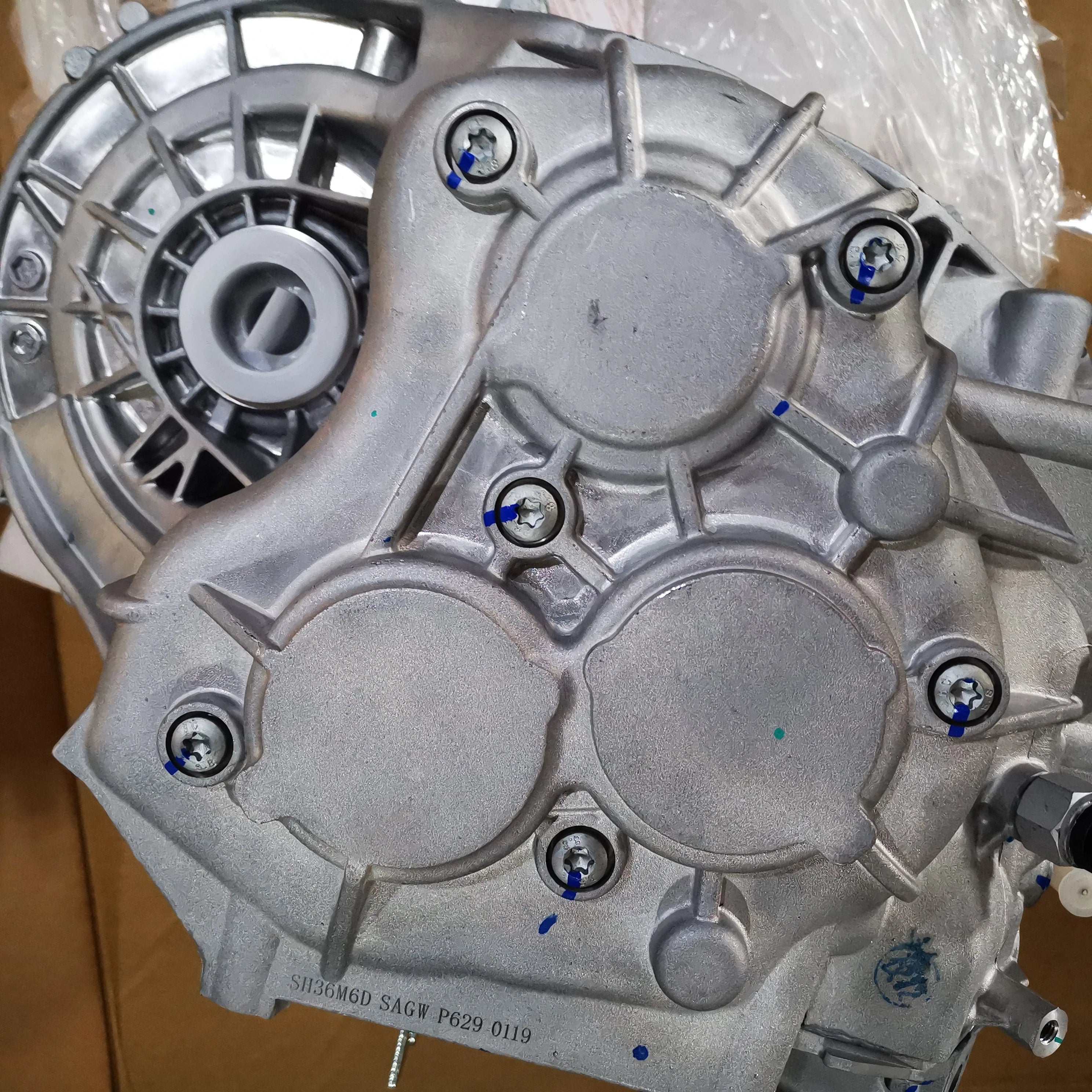 SAIC MAXUS V80 6MT Transmission Assembly C00178003