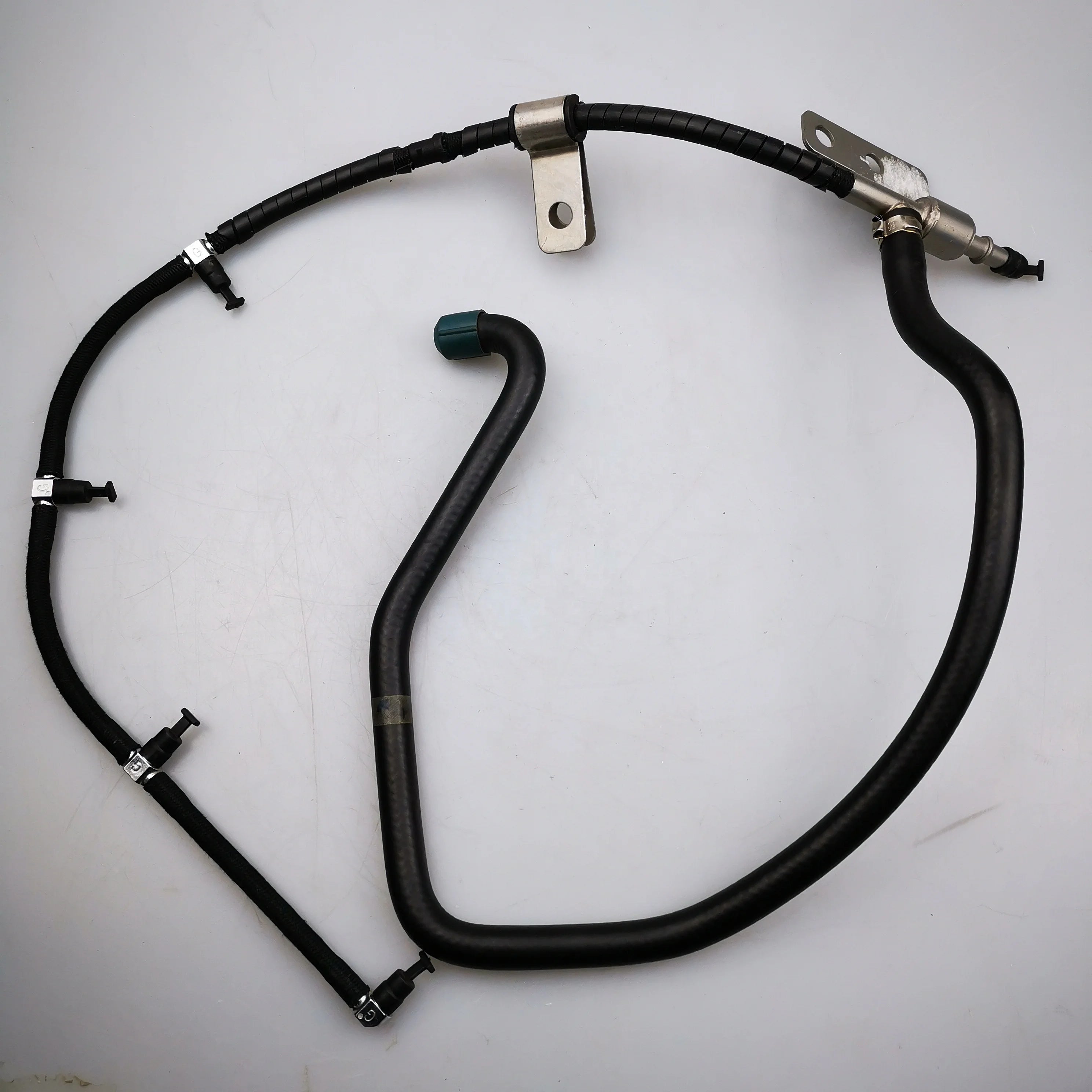 SAIC MAXUS T60 Fuel Return Pipe Main Pipe Assembly C00093482 S00021957