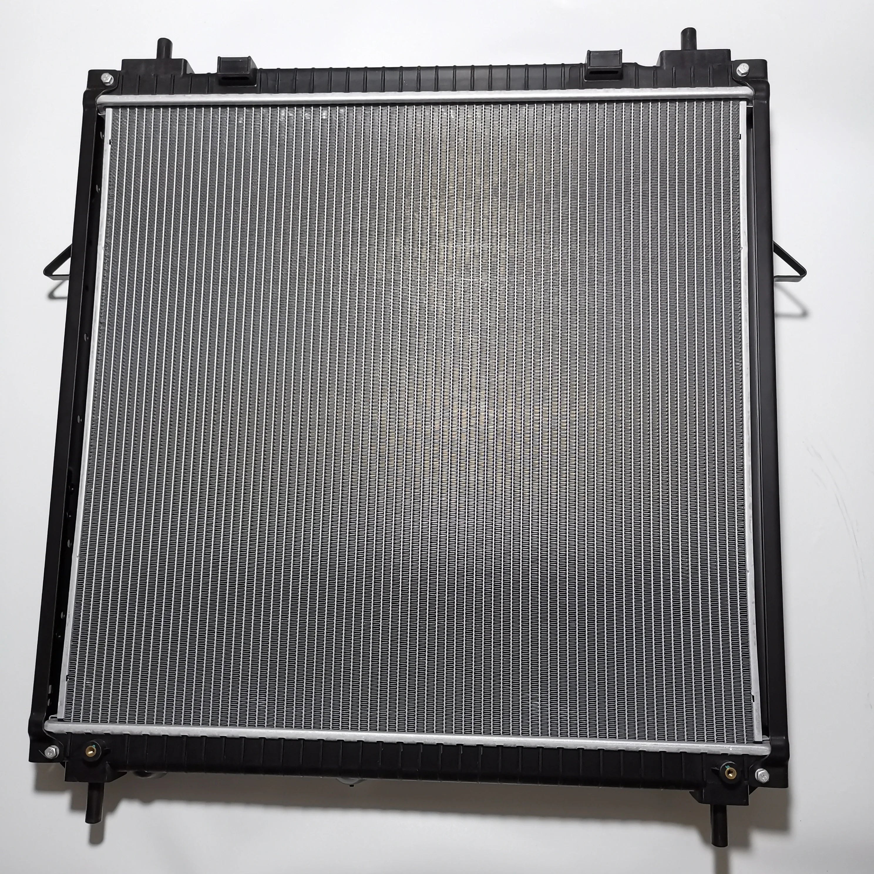 SAIC MAXUS T60 Original Water tank Radiator C00047545 C00146725
