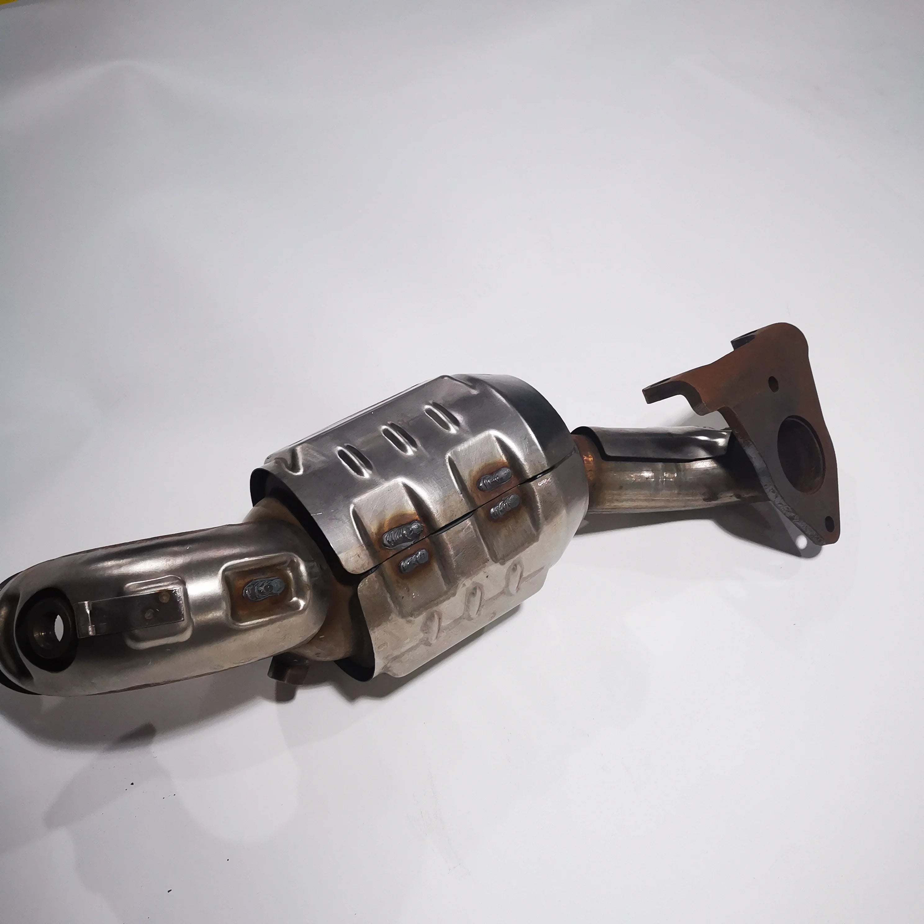 SAIC MAXUS G10 1.9T High Quality Catalytic Converter Assembly C00040731