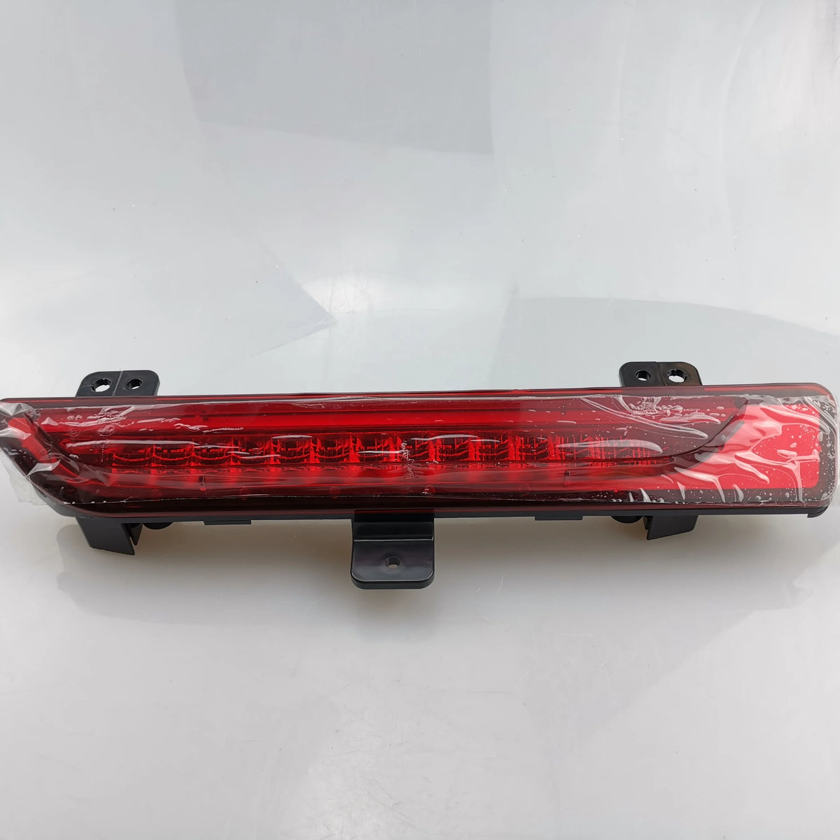 SAIC MAXUS D90 Original Middle Rear Fog Lamp C00069400