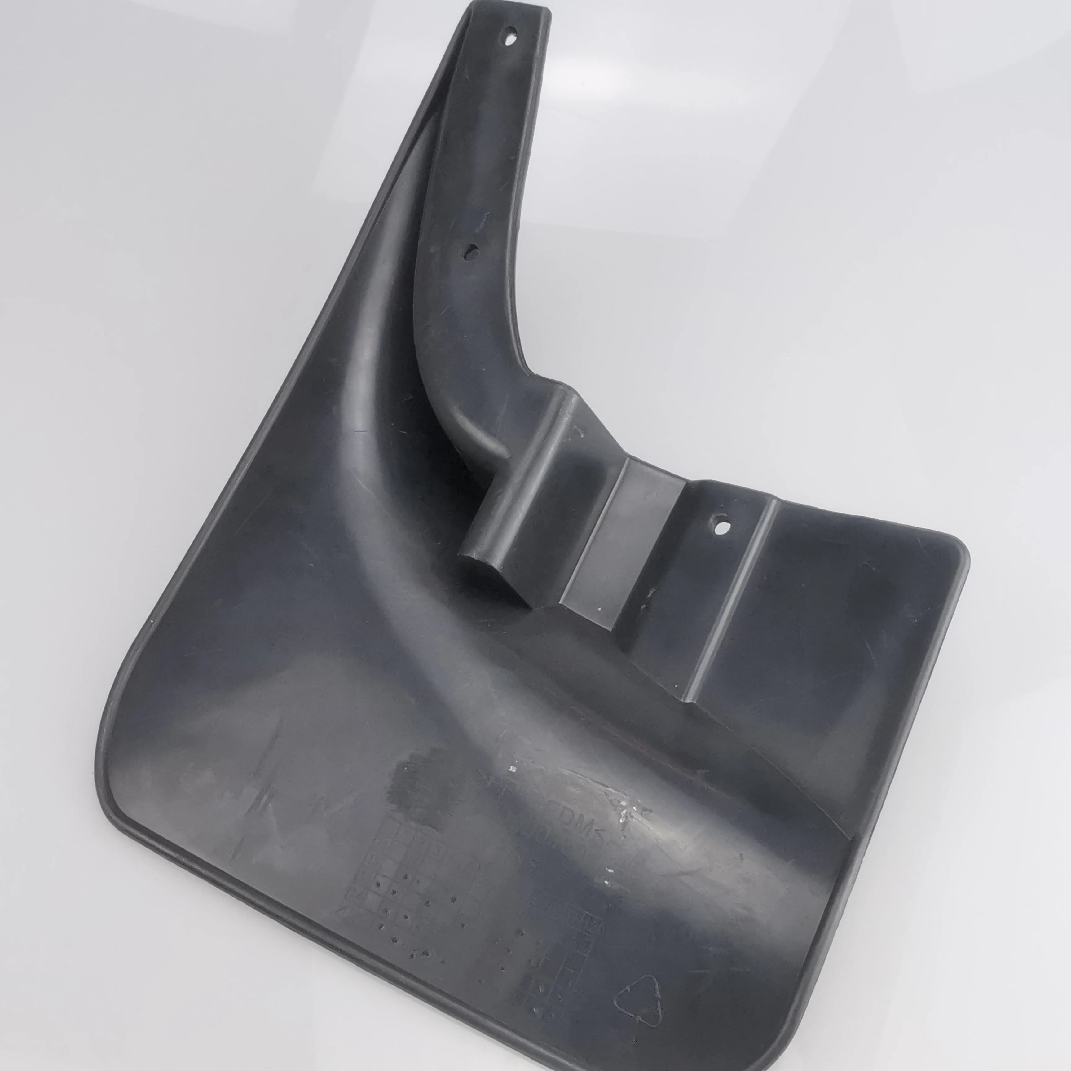 SAIC MAXUS V80 Front Mudguard C00000129 C00000130