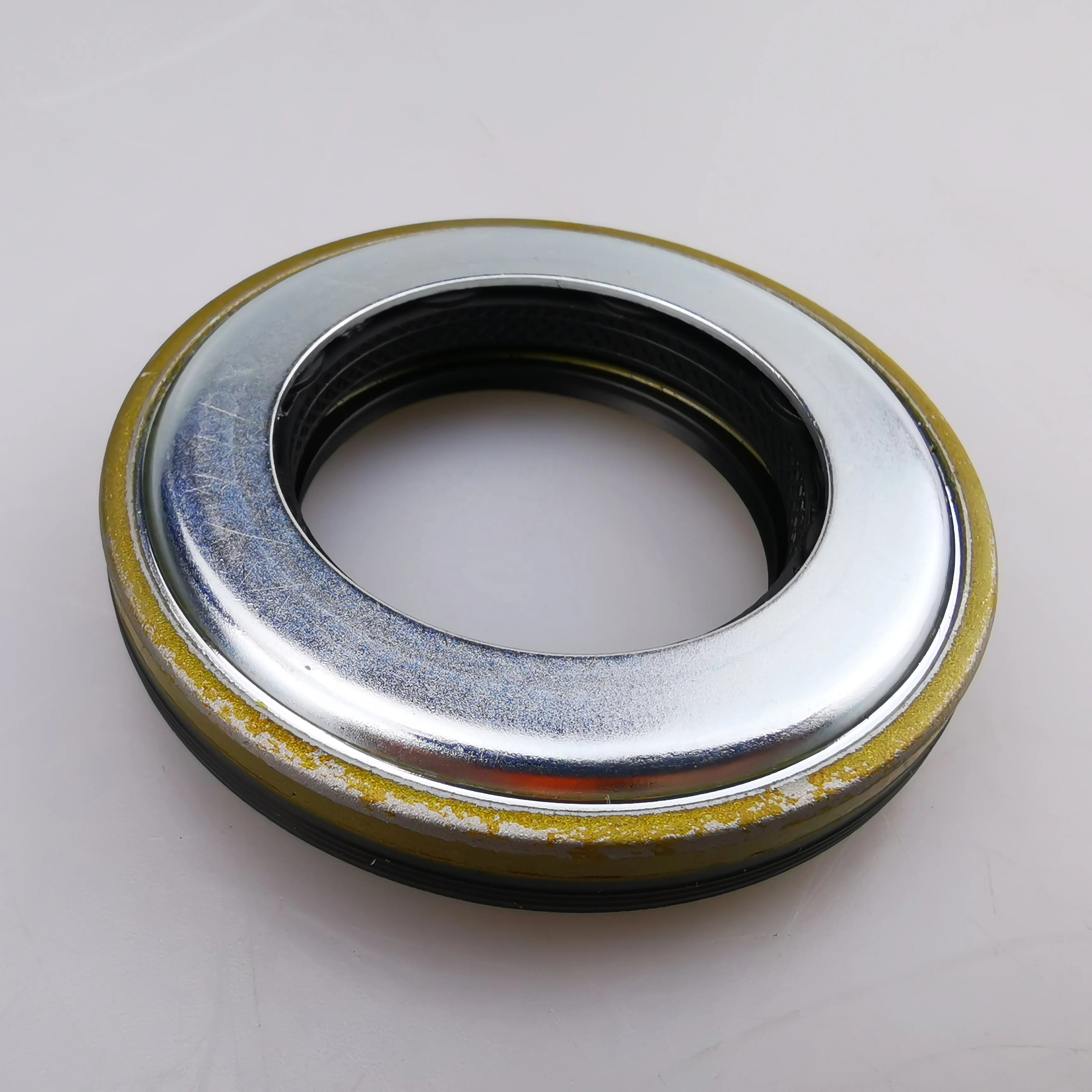 SAIC MAXUS T60 Original Front Axle Output Oil Seal C00364754 C00089553