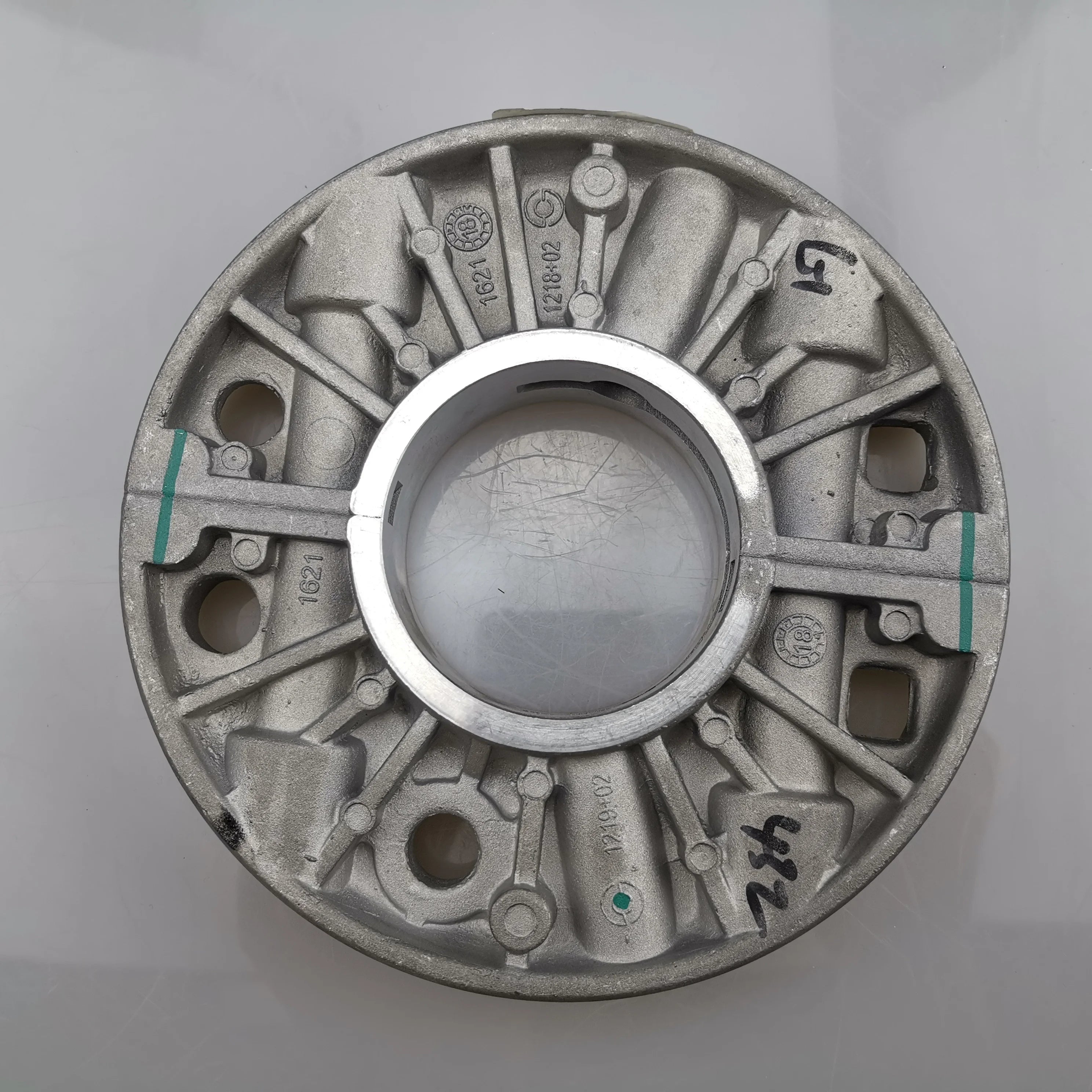 SAIC MAXUS V80 Intermediate Bearing Seat C00014568 C00177417