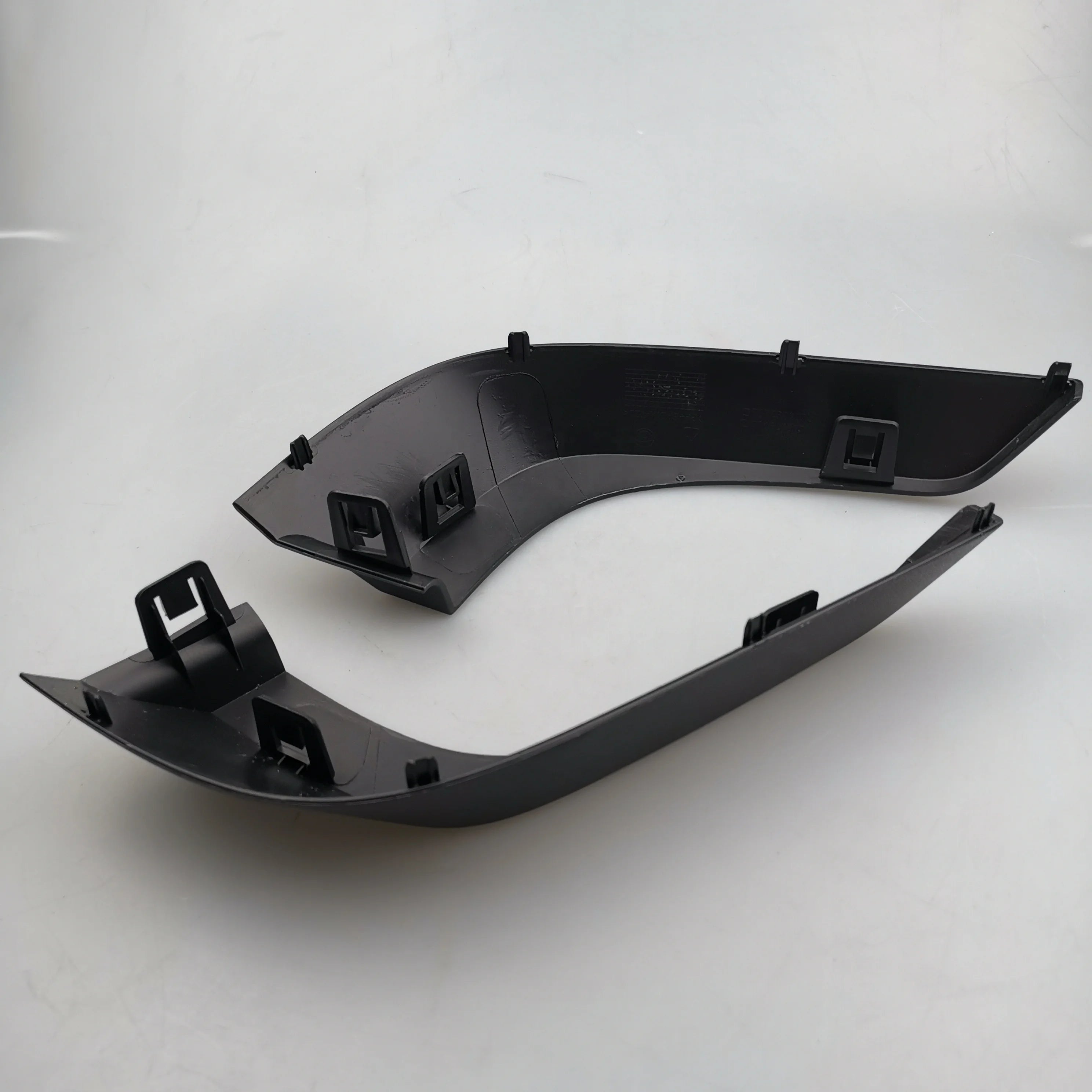 SAIC MAXUS T60 Rear Bumper Trim Panel C00062260 C00062261