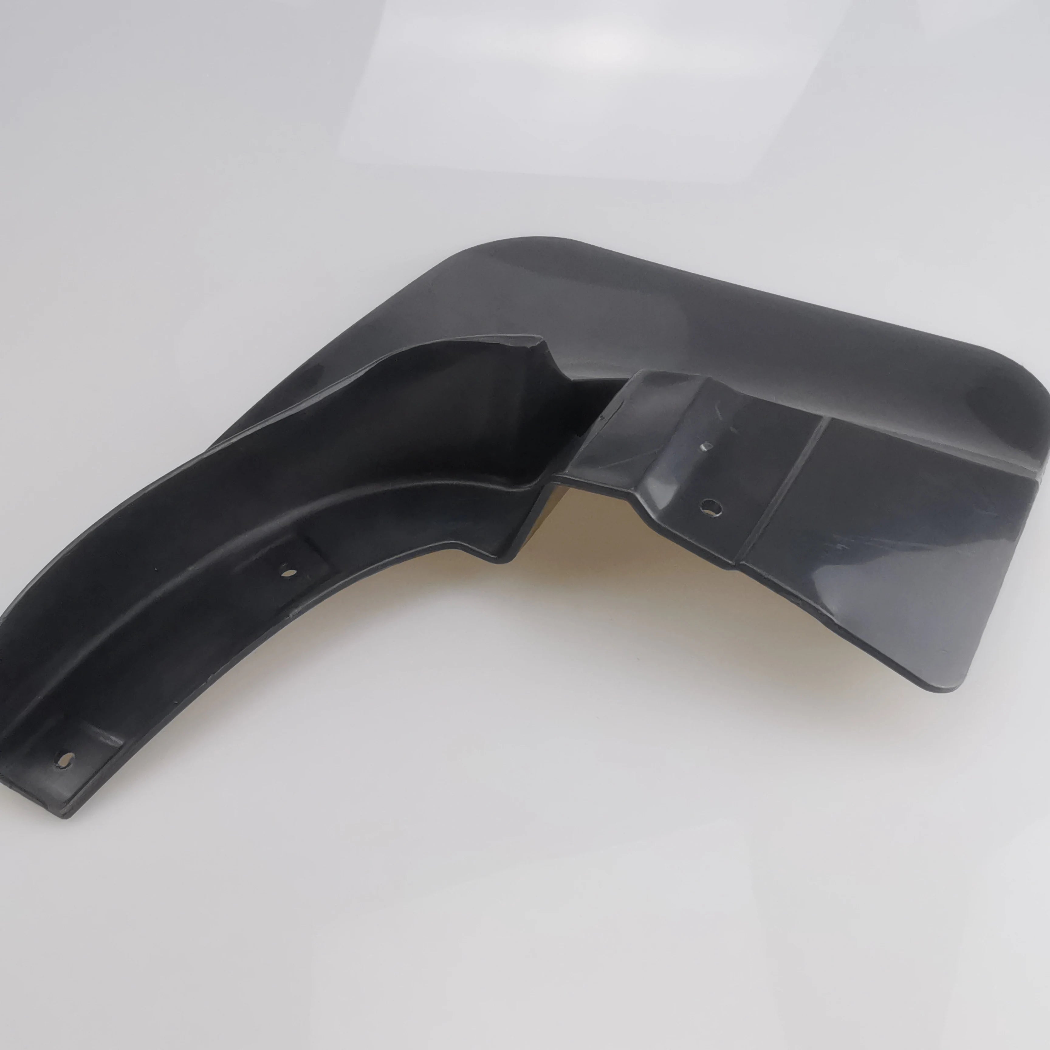 SAIC MAXUS V80 Front Mudguard C00000129 C00000130