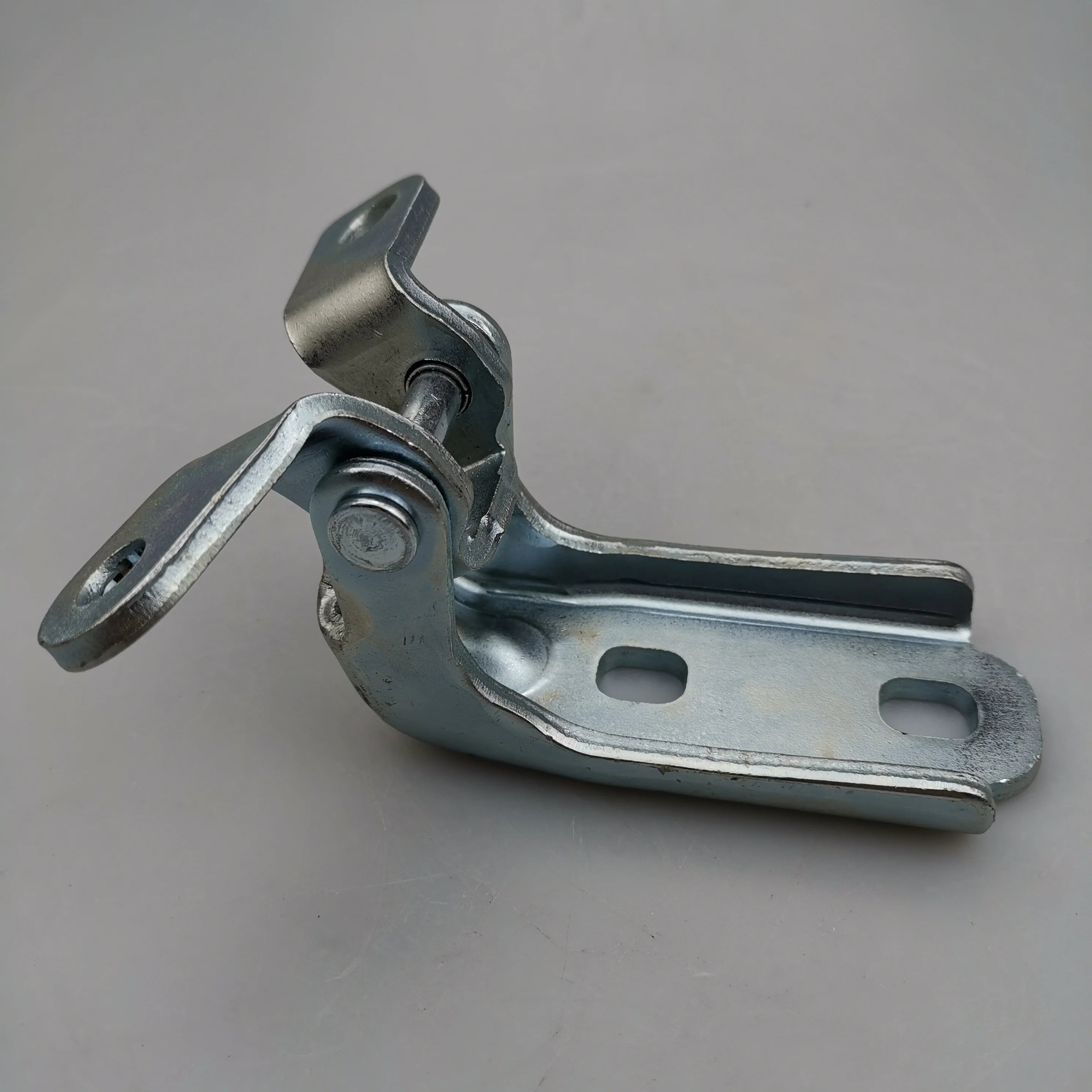 SAIC MAXUS T60 Original Front Side Door Upper Hinge C00048777 C00048778