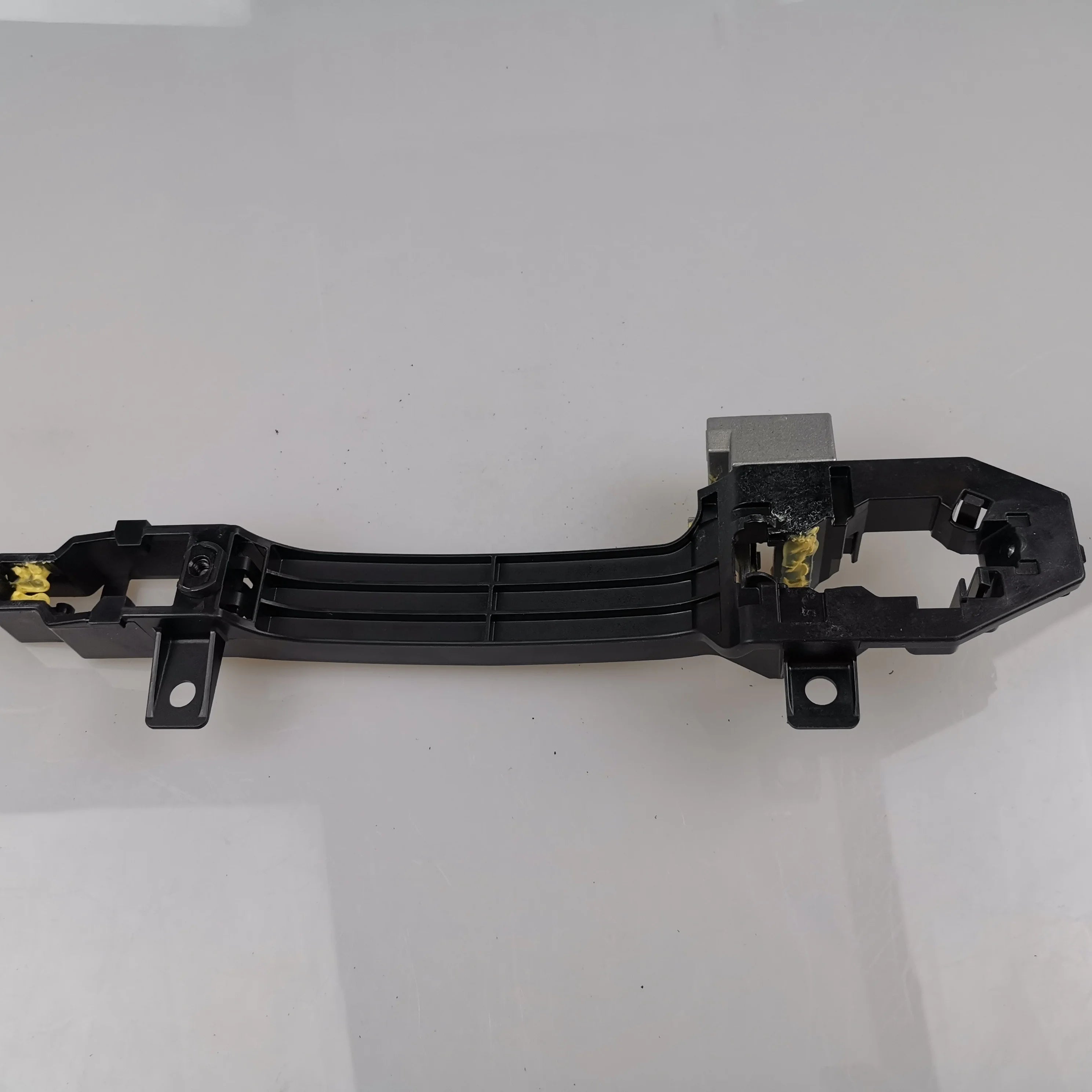 SAIC MAXUS T60 Original Outside Handle Bracket C00131221 C00131222 C00131223 C00131225