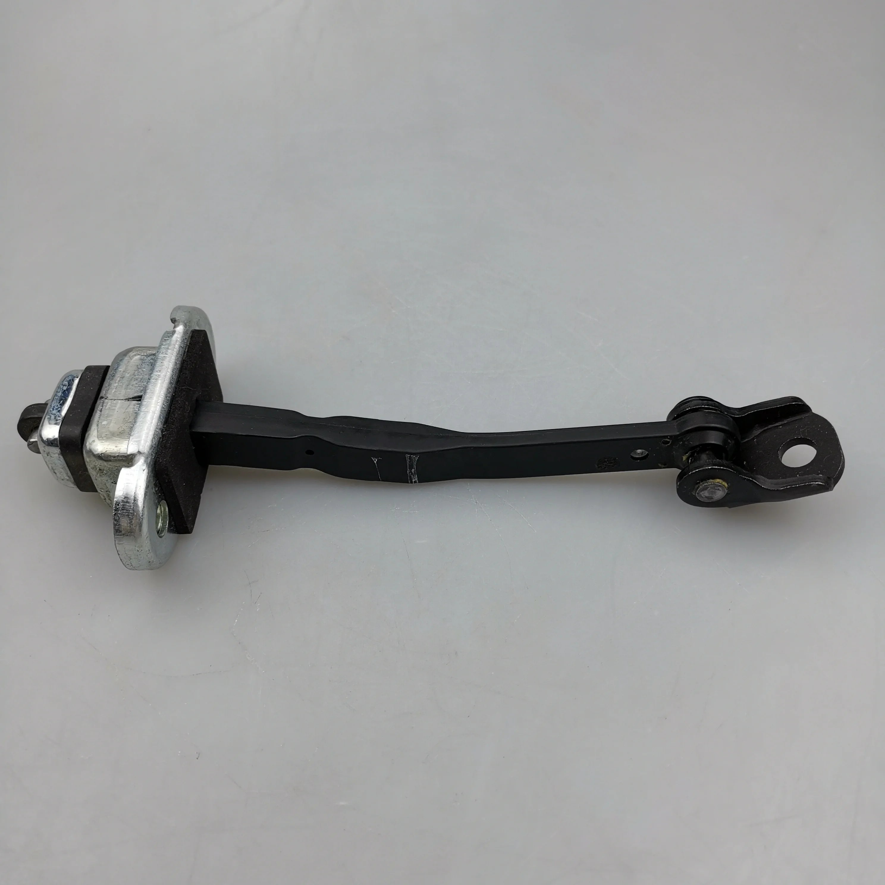 SAIC MAXUS T60 T70 T90 Original Rear Side Door Stopper C00048903 C00048904