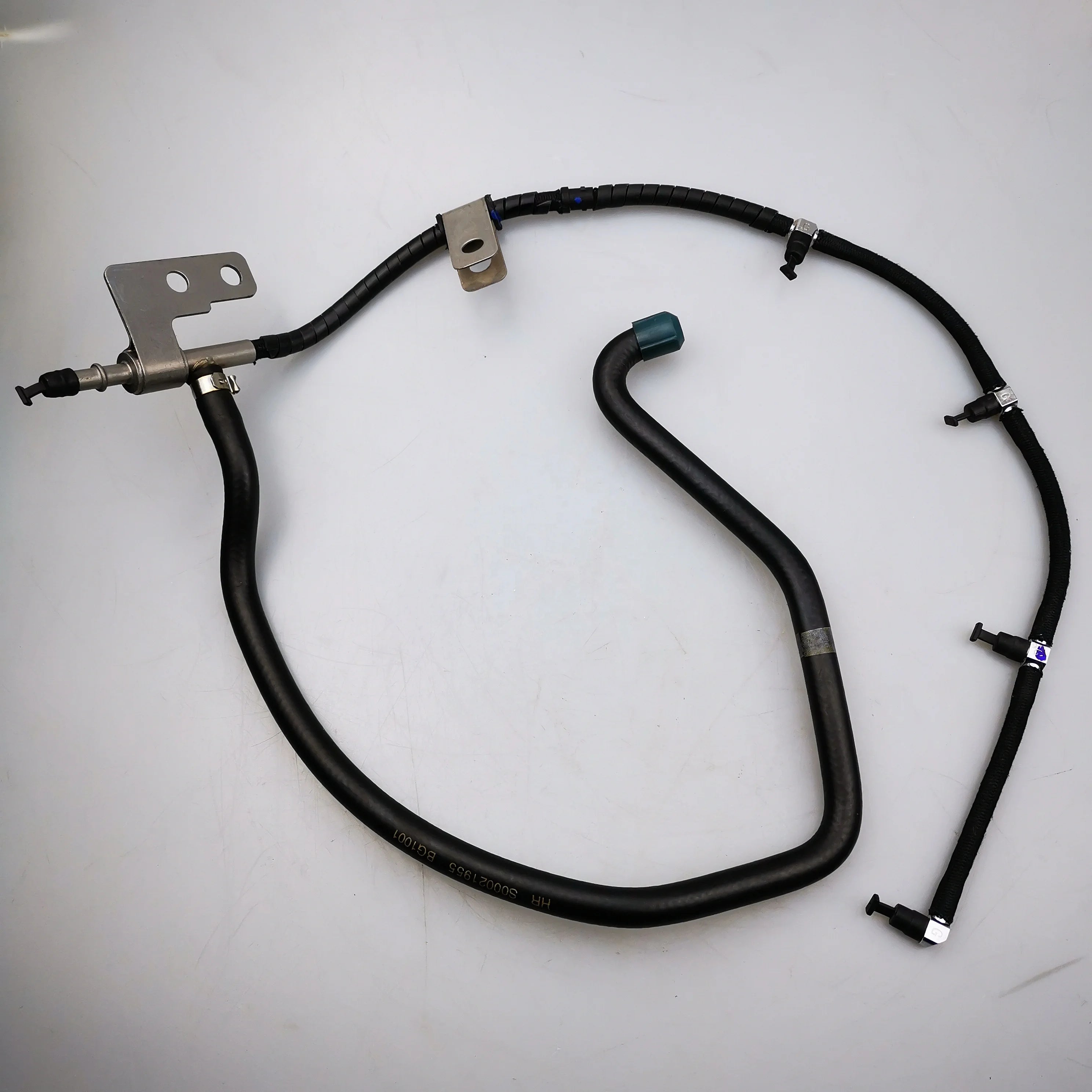 SAIC MAXUS T60 Fuel Return Pipe Main Pipe Assembly C00093482 S00021957