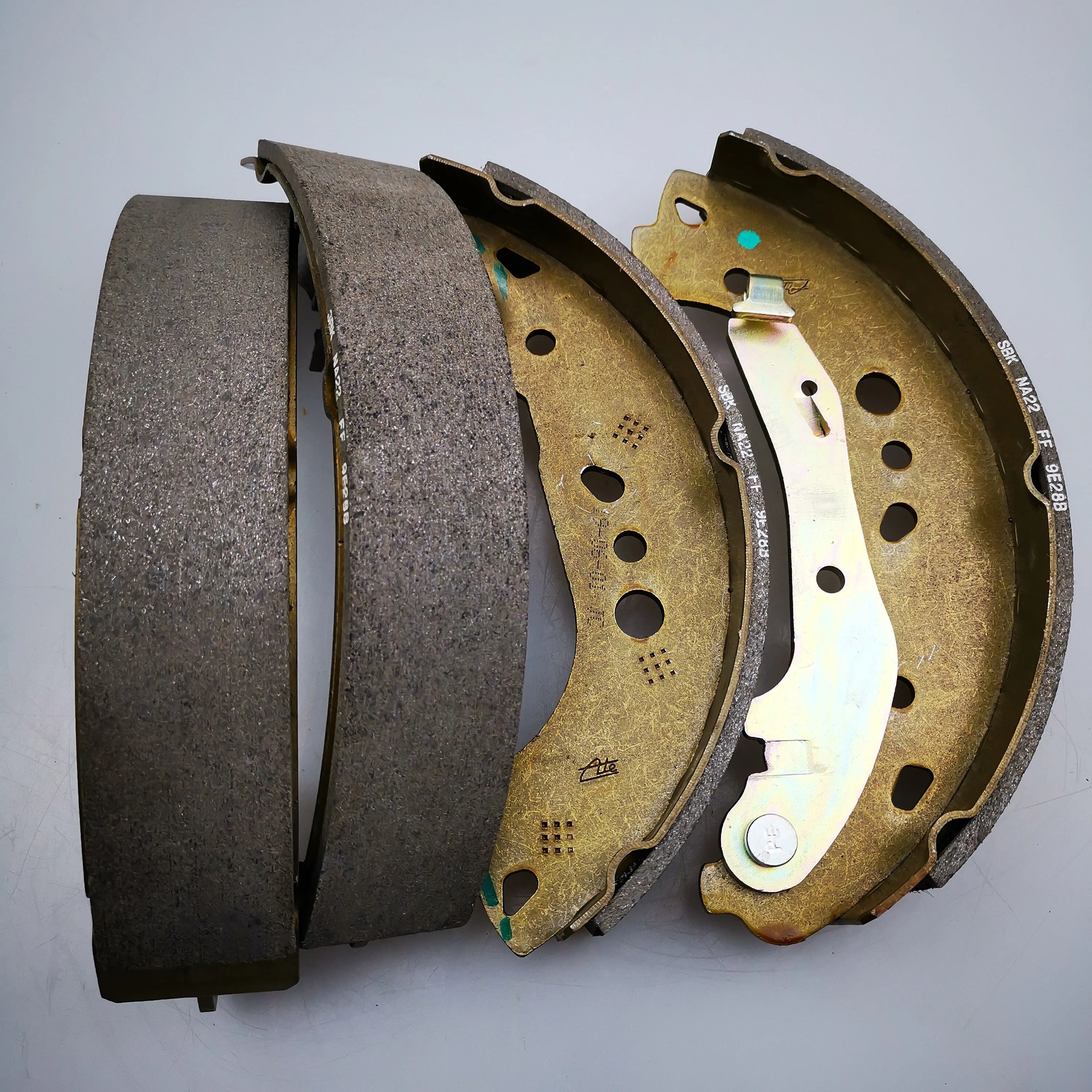 SAIC MAXUS EV30 Original Rear Brake Shoe C00196854 C00196855
