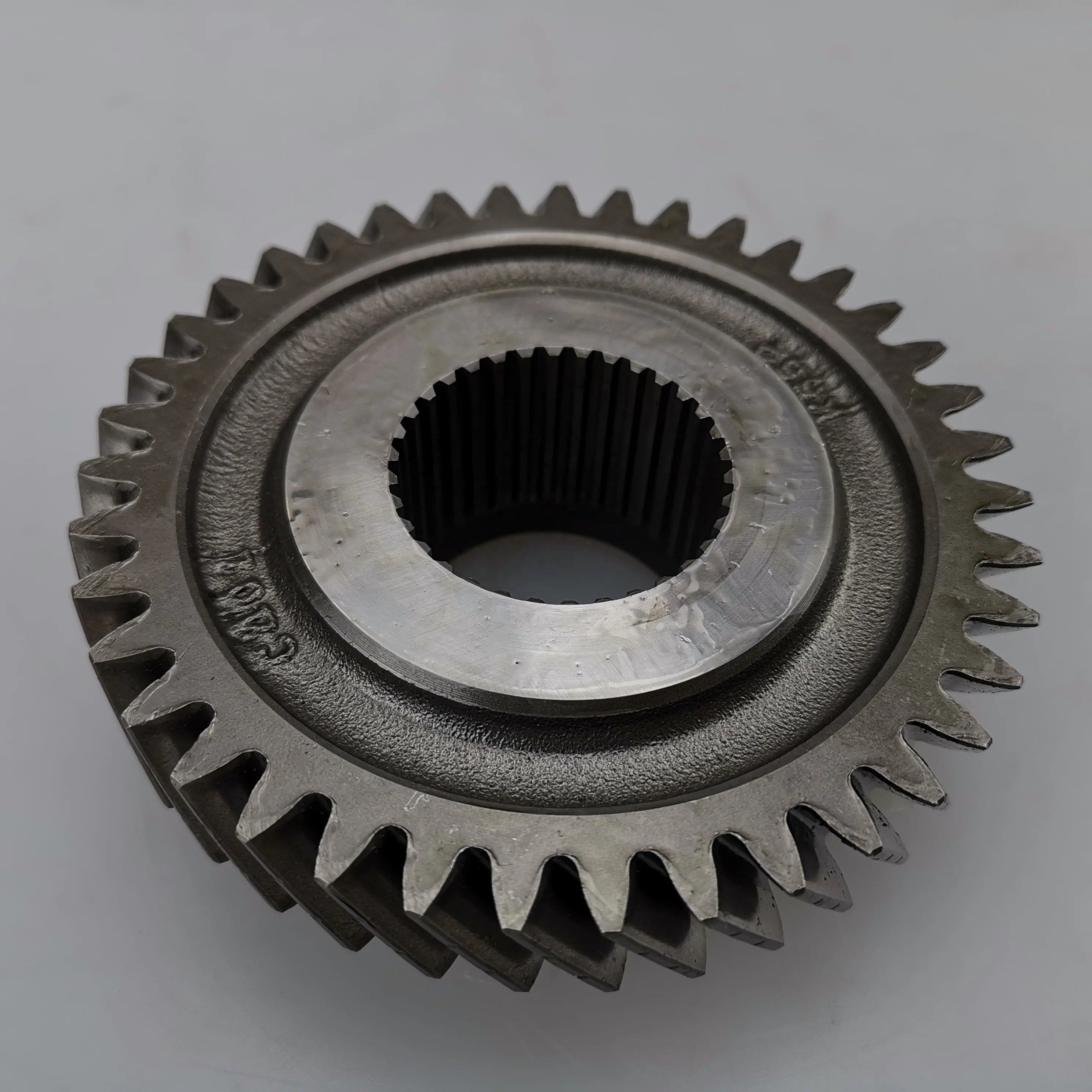 SAIC MAXUS V80 Original Gearbox Shift Gear 3th Output C00013877