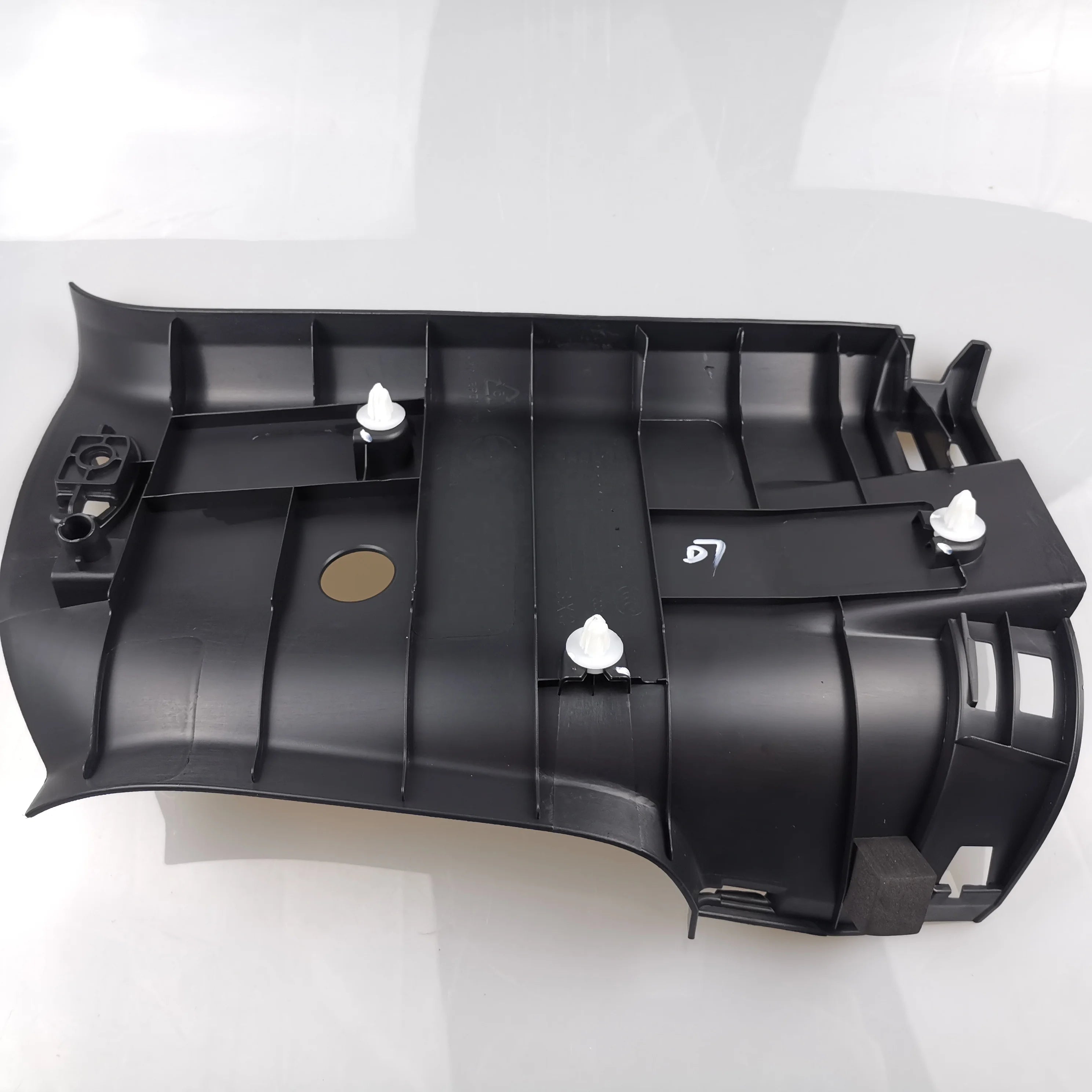 SAIC MAXUS T60 C-pillar Upper Trim C00052895 C00052896