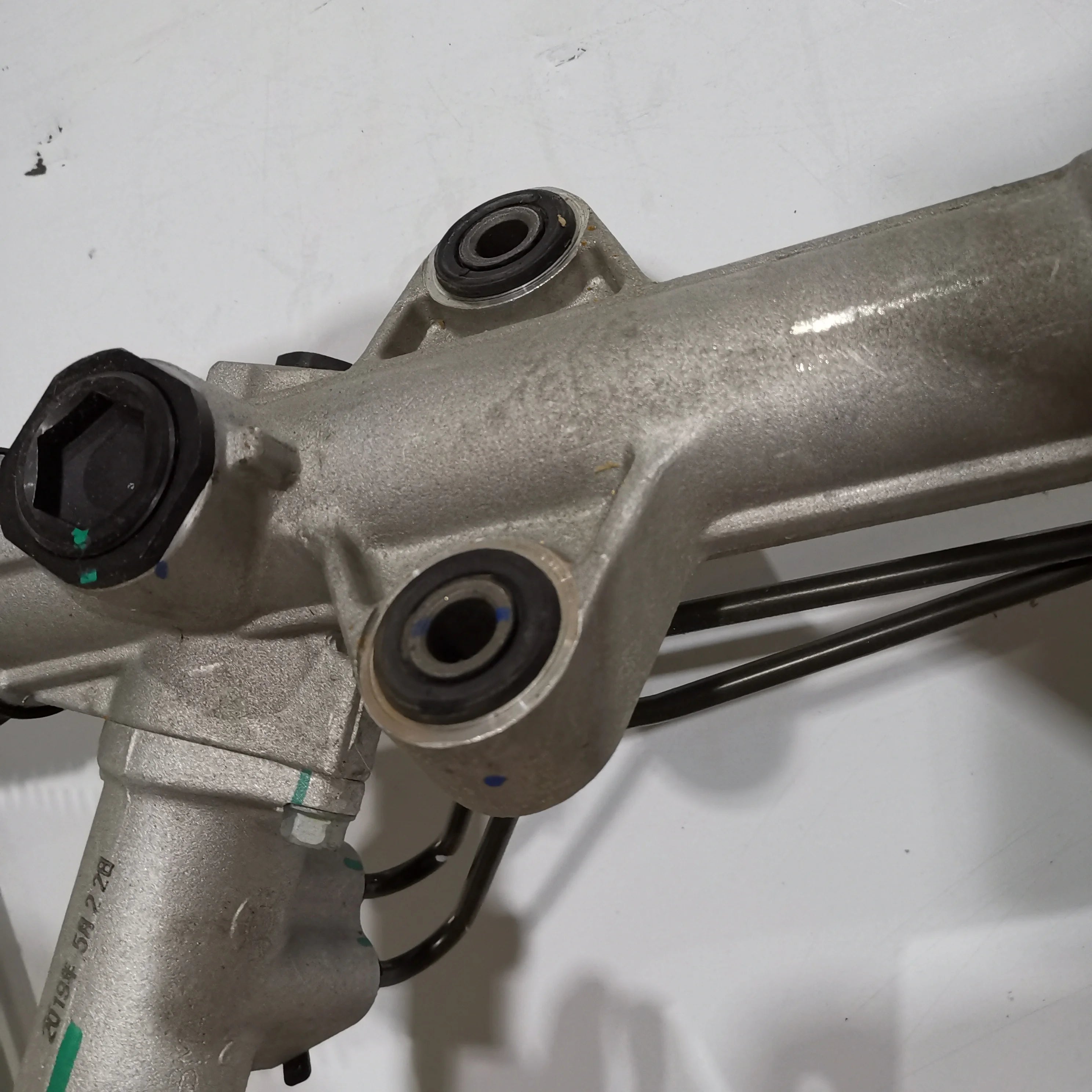 SAIC MAXUS G10 1.9T High Quality Power Steering Gear Assembly C00041218
