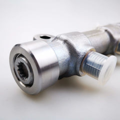 SAIC MAXUS V80 Original High Pressure Oil Rail Assembly 0445214273 C00001281