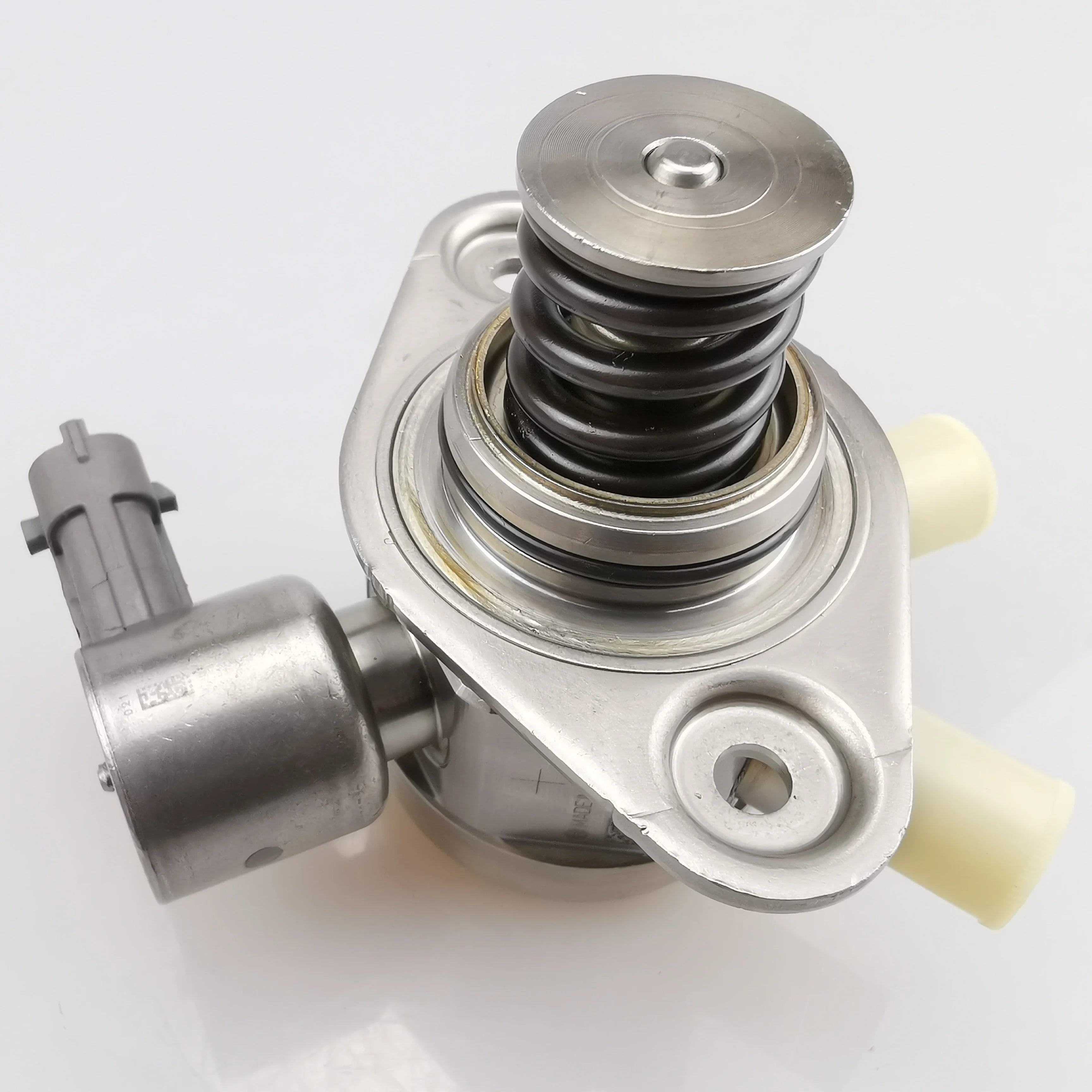 SAIC MAXUS G10 2.0T Original Engine High Pressure Fuel Pump 10171502 0261520430 30033248