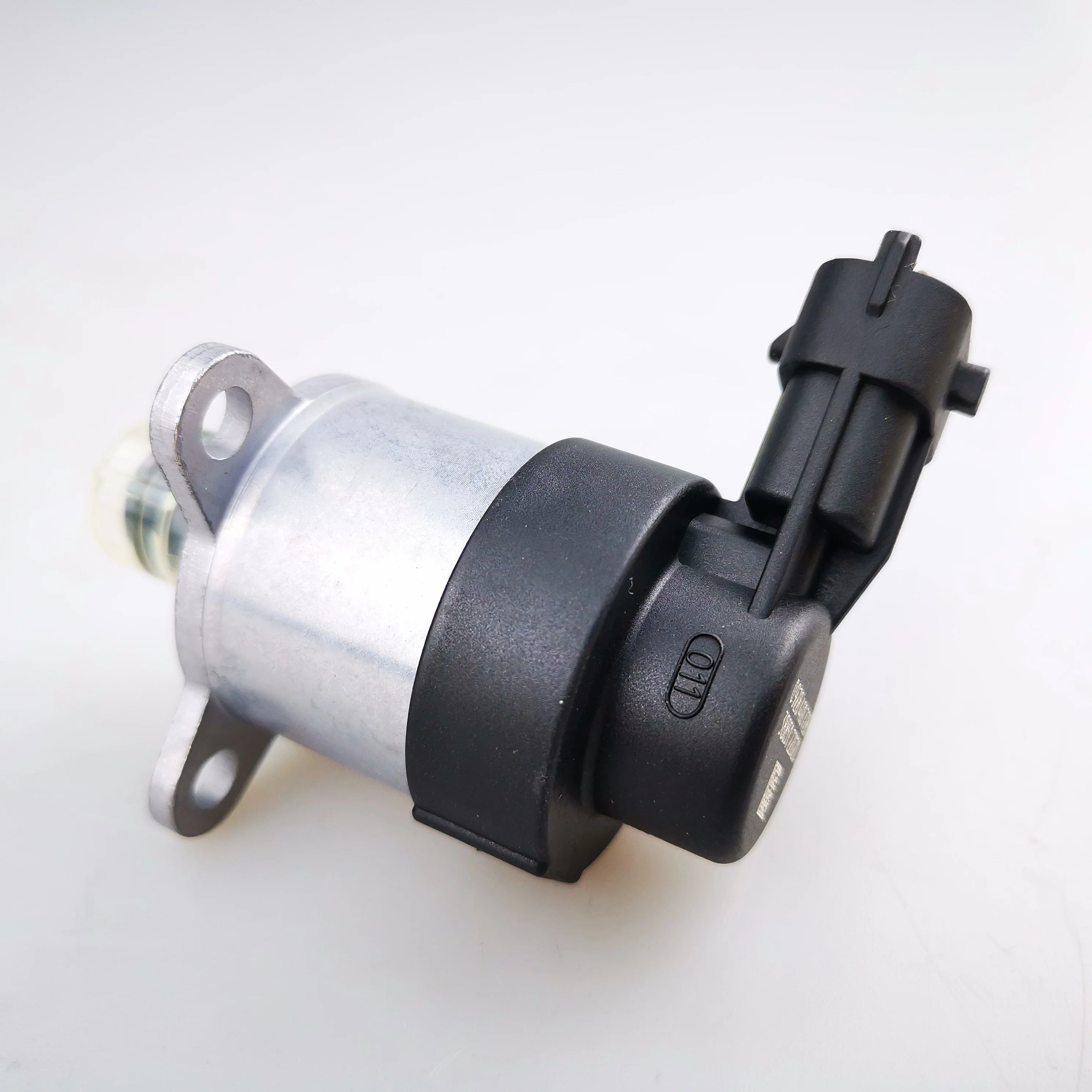 SAIC MAXUS V80 Original High Pressure Rail Solenoid Valve 0928400728