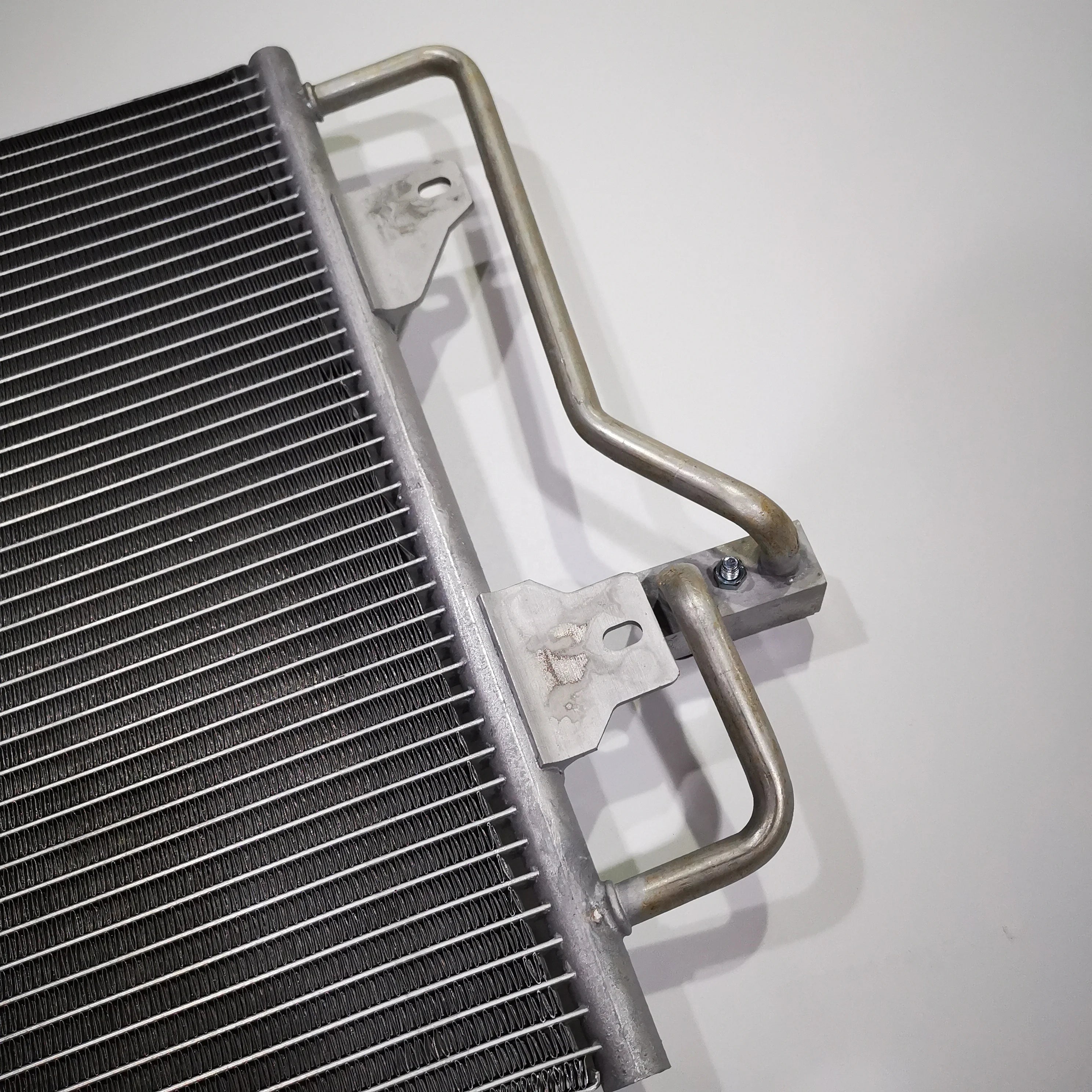 SAIC MAXUS V80 Original Condenser Assembly C00000076