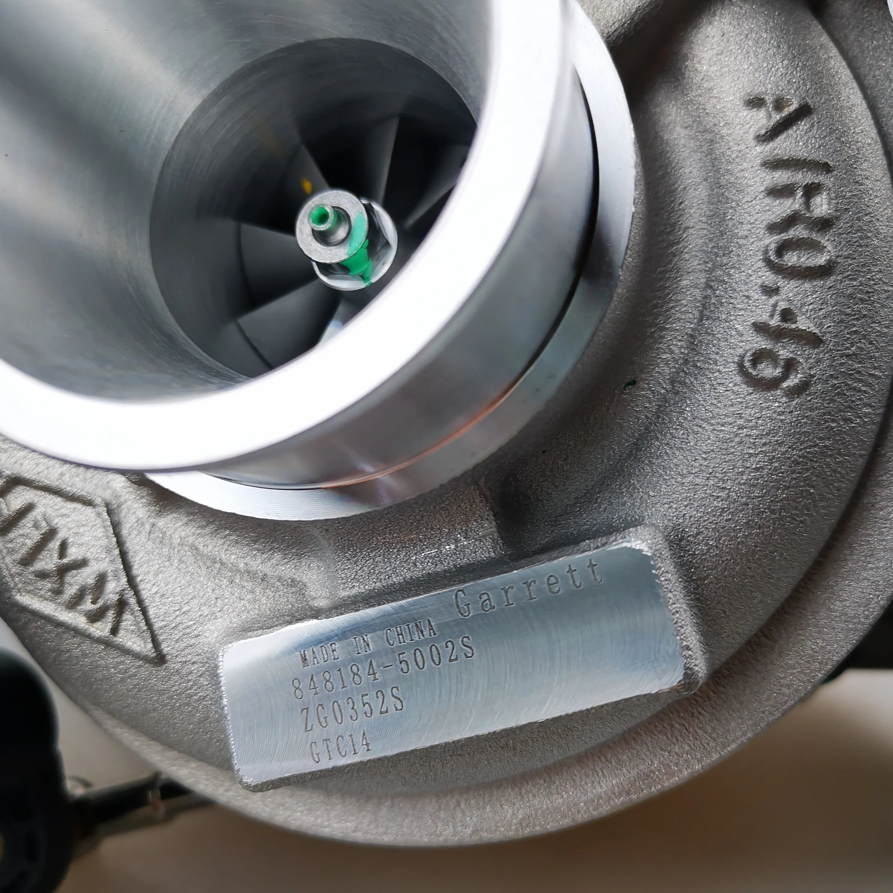 SAIC MAXUS G10 1.9T Changan F70 Original Turbocharger 848184-5002S 10168923