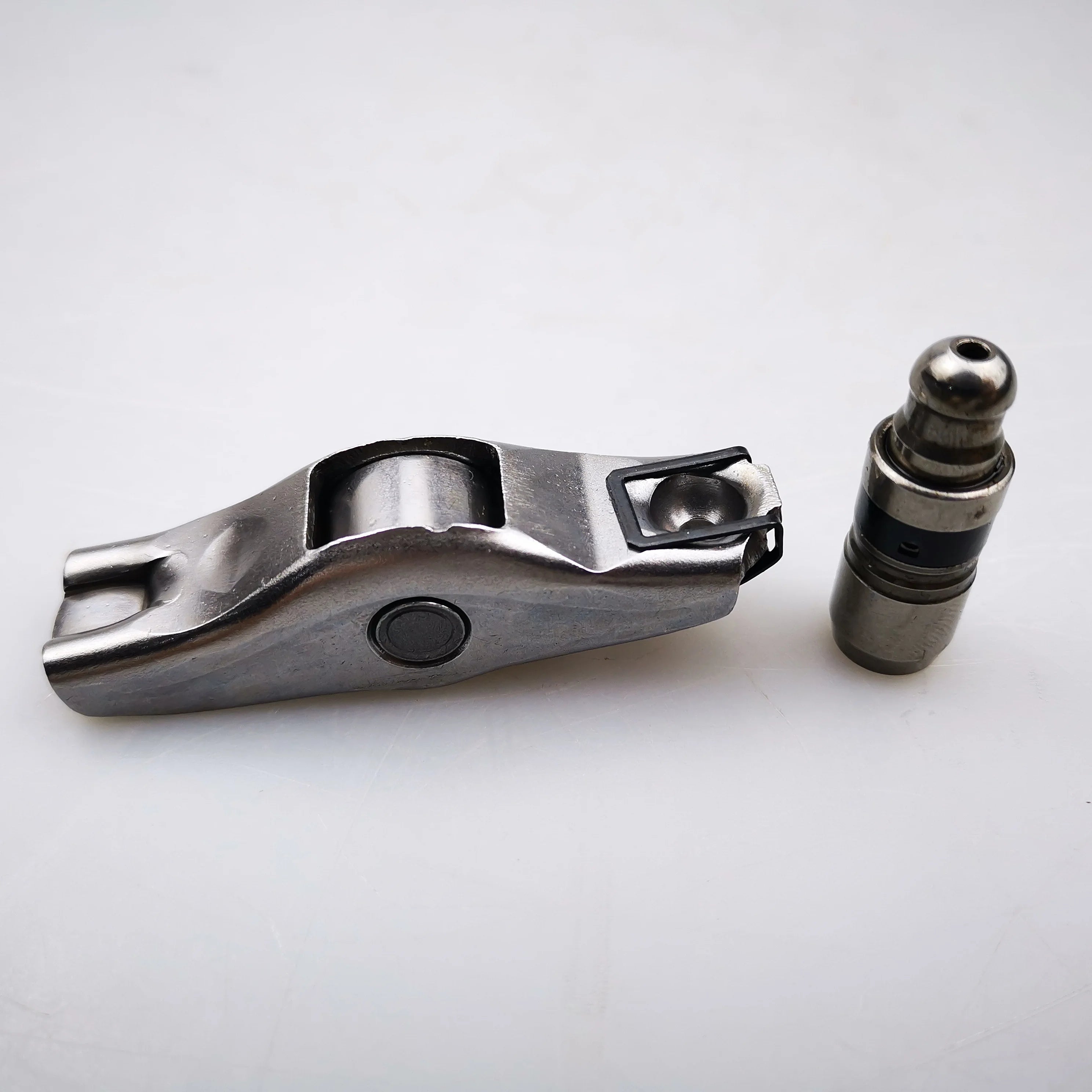 SAIC MAXUS G10 1.9T Original Engine Rocker X250702 Valve Tappet X25077