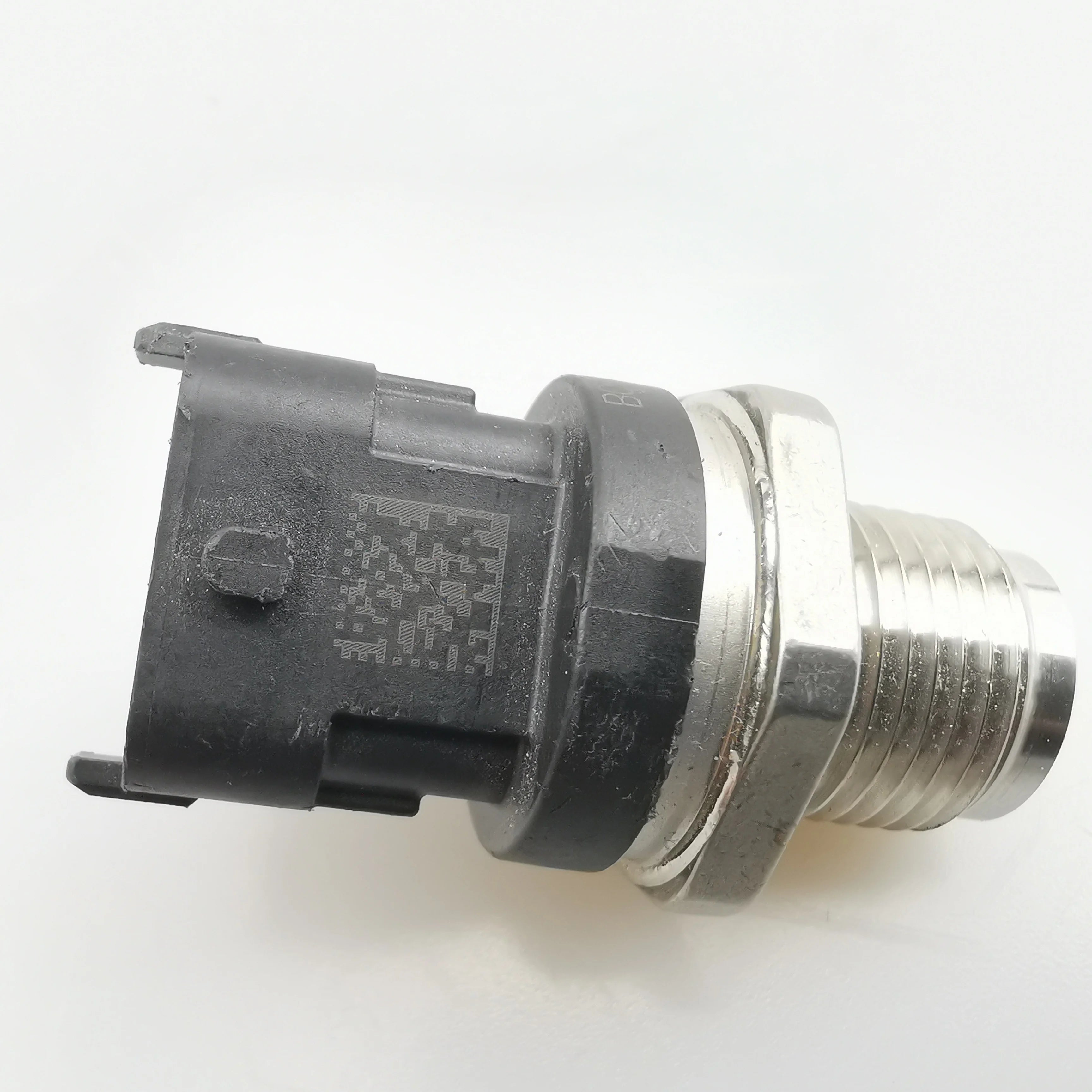 SAIC MAXUS V80 Original High Pressure Rail Solenoid Valve 0281002937