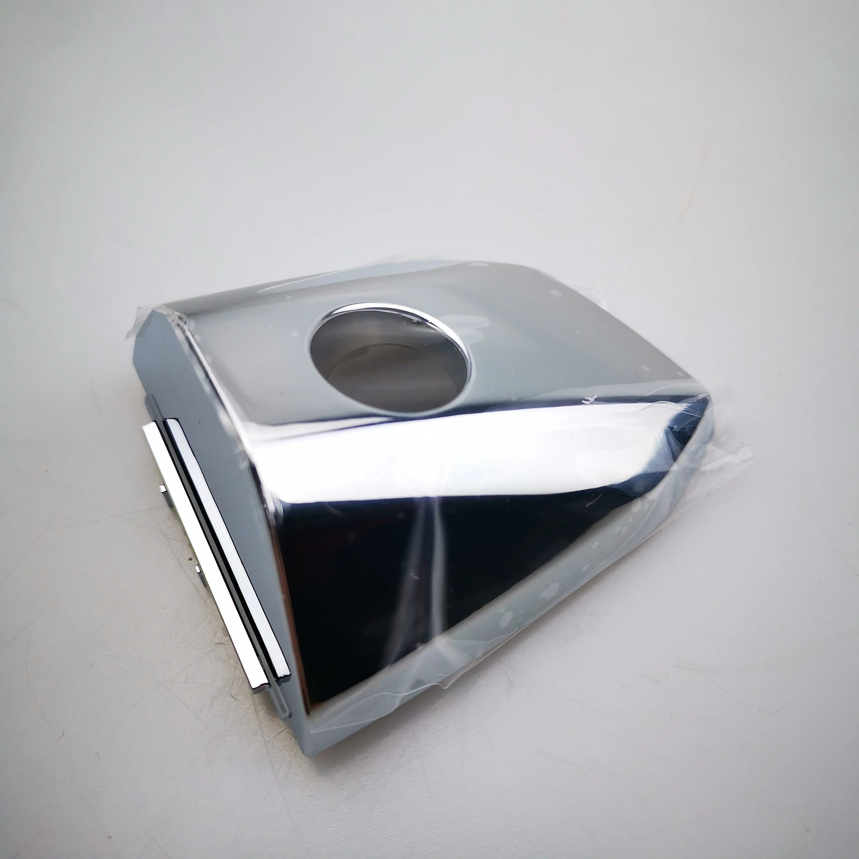 SAIC MAXUS T60 T70 D90 Outer Door Handle Cover C00334402 C00049388