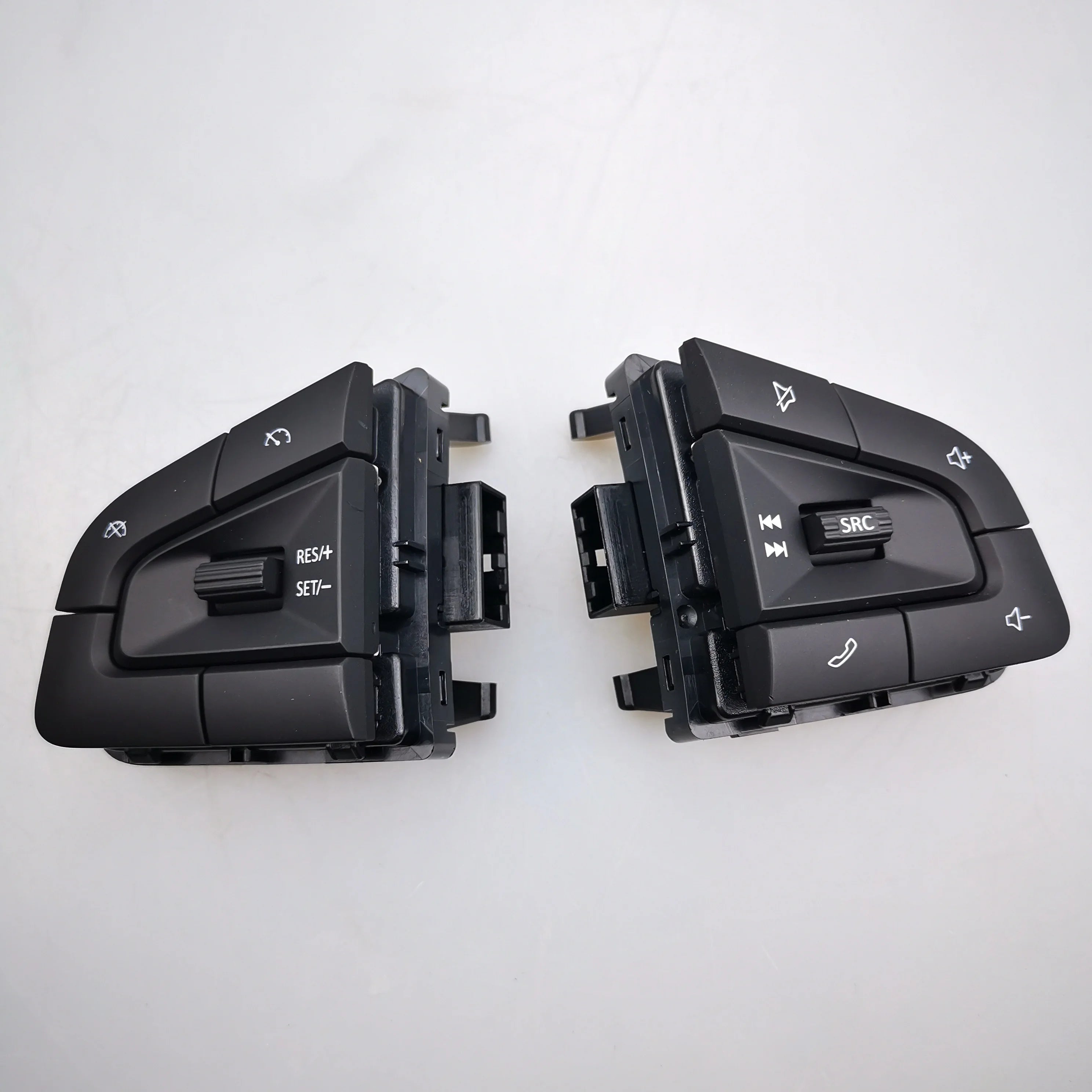 SAIC MAXUS T60 Original Steering Wheel Switch Assembly C00047611 C00047609