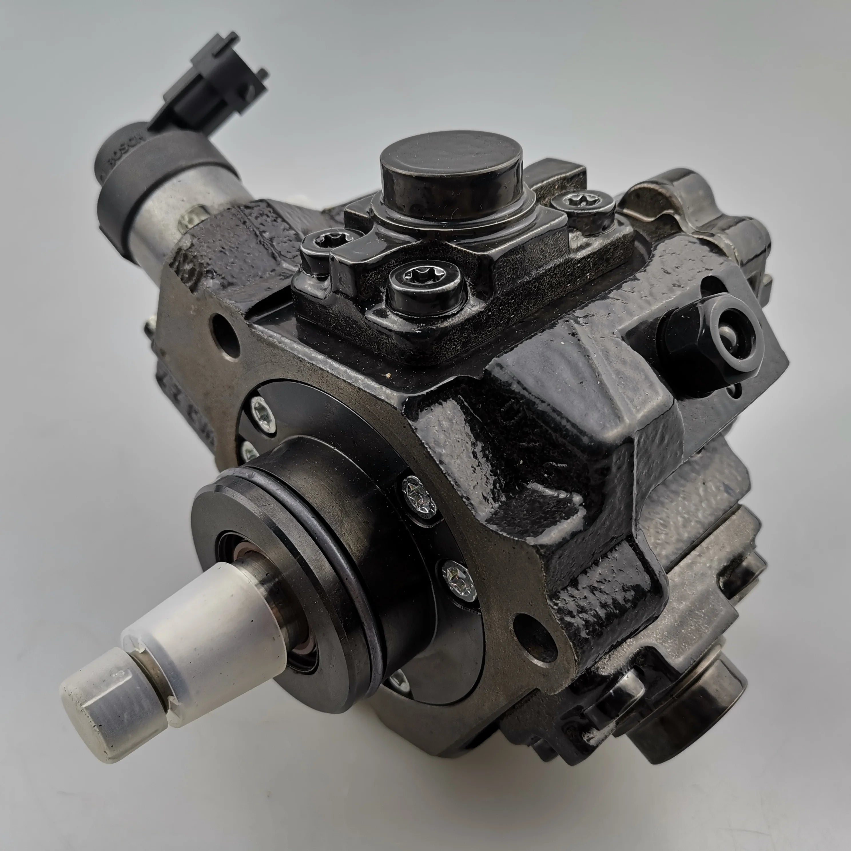 SAIC MAXUS T60 V80 Original High Pressure Oil Pump C00014611