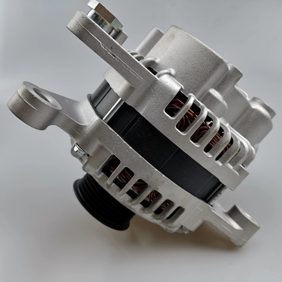 Geely Emgrand EC7/EC8 Alternator 1016050836
