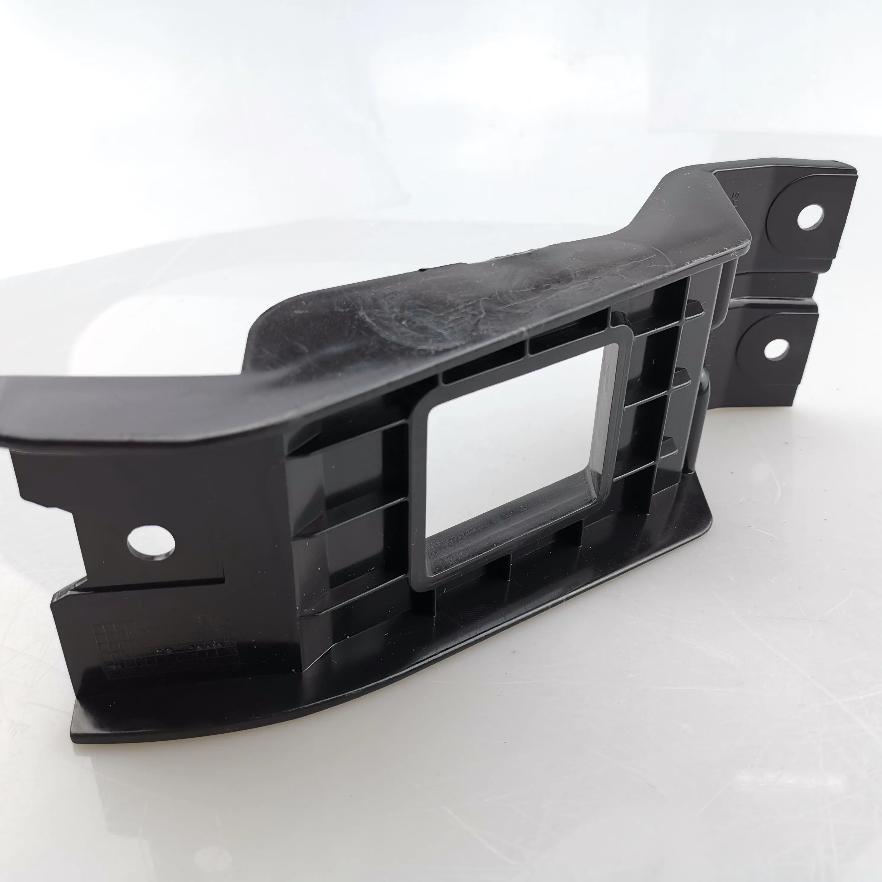SAIC MAXUS G50 Front Bumper Bracket C00108642 C00108643