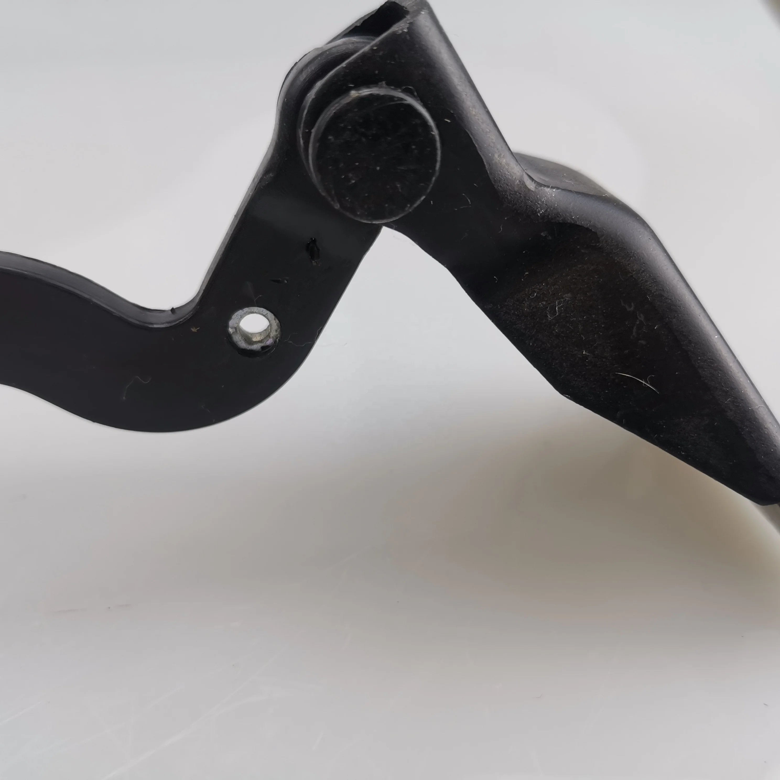 SAIC MAXUS V80 Brand Rear Tailgate Limit Arm C00054325