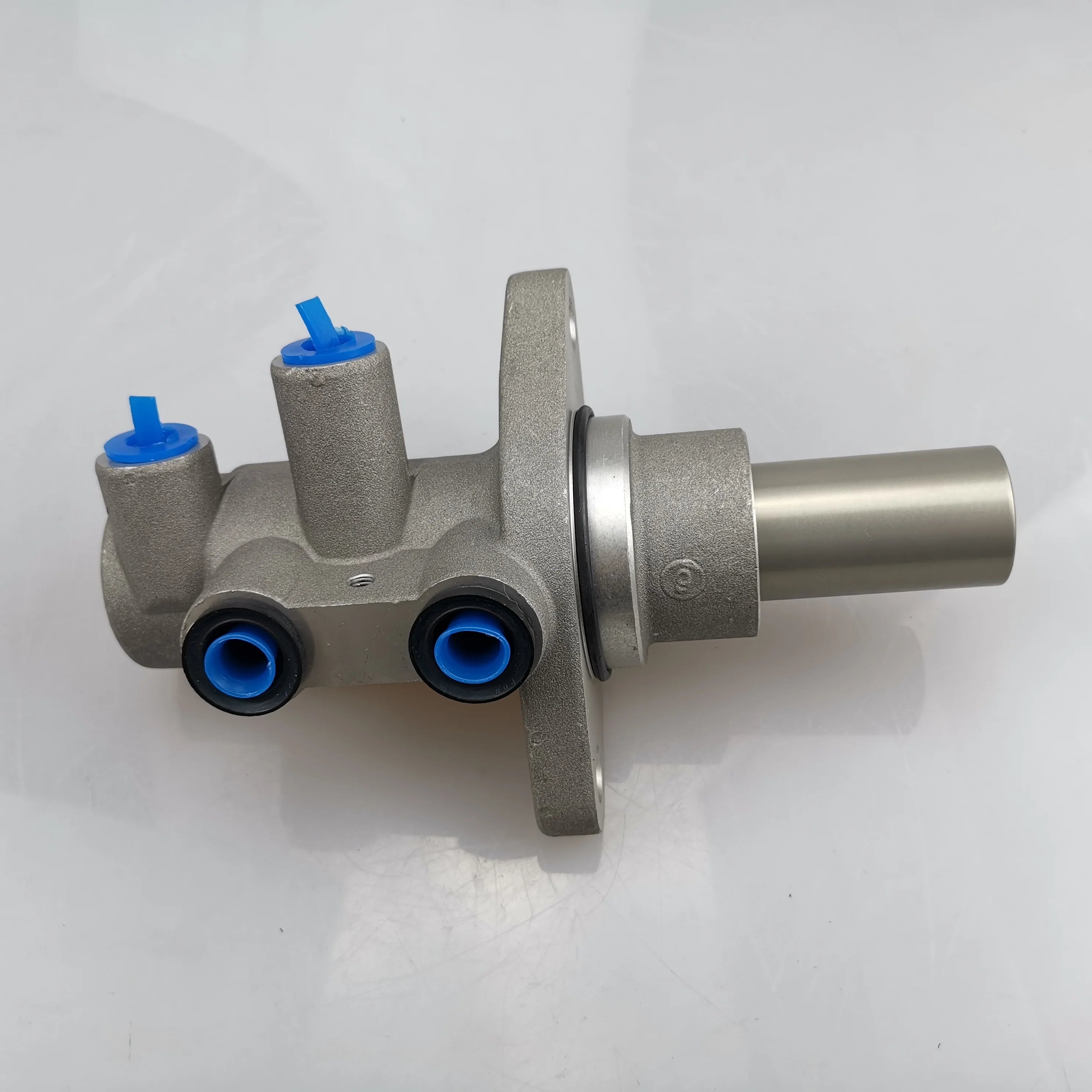 SAIC MAXUS V80 Brake Master Cylinder C00097469