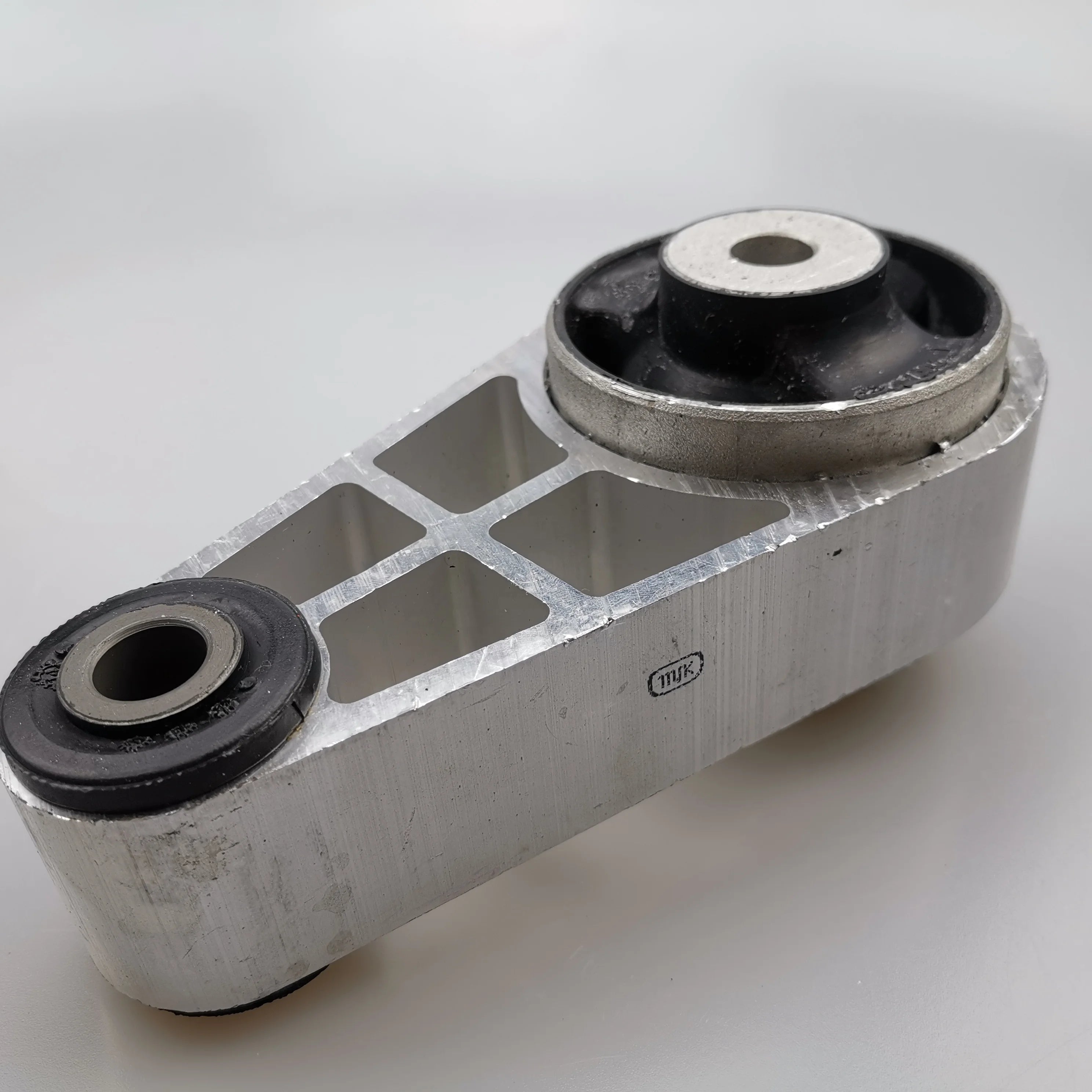 SAIC MAXUS V80 Rear Engine Support C00002354